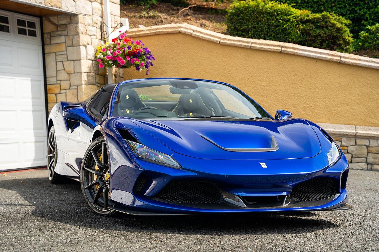 Ferrari F8 Tributo view 41