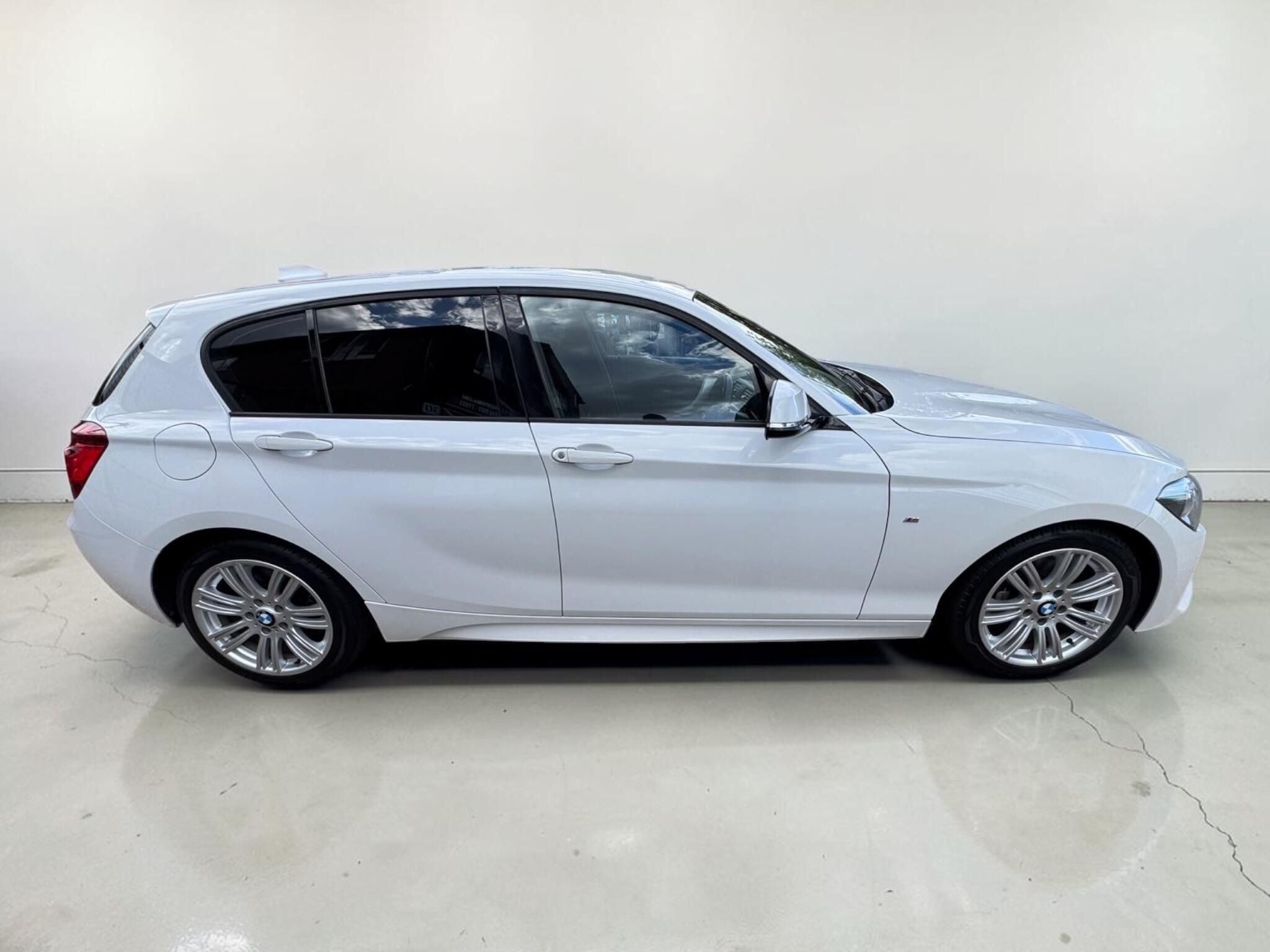 BMW 1 Series view 15