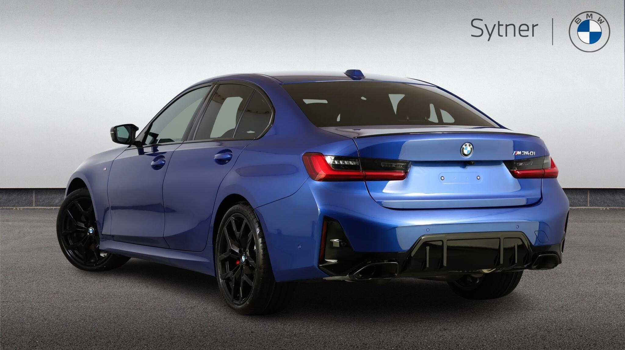 BMW 3 Series view 2