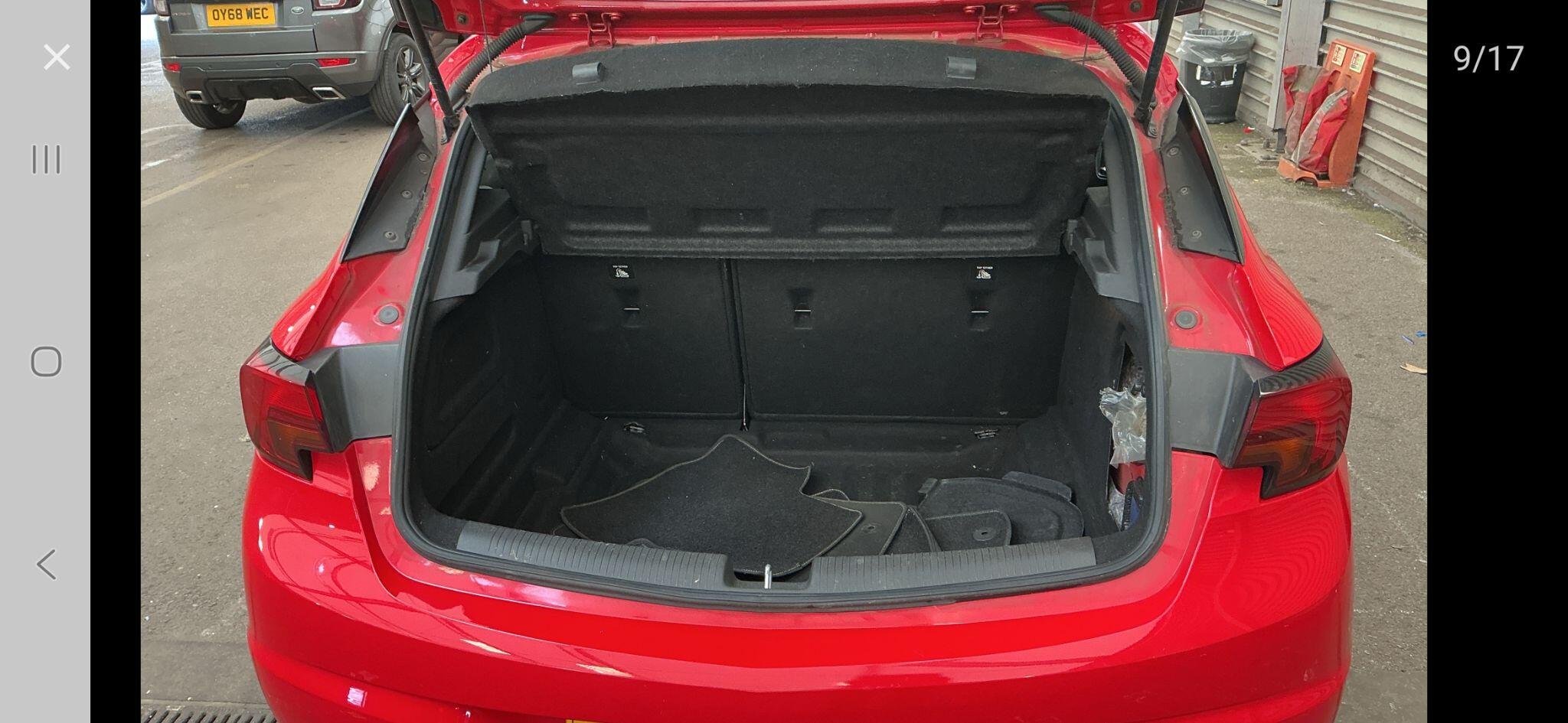 Vauxhall Astra view 9