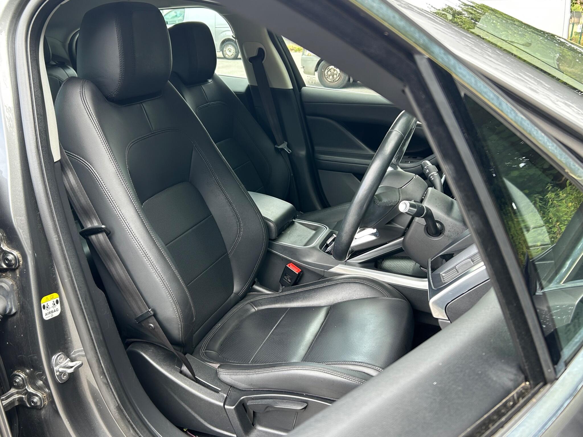 Jaguar I-Pace view 24