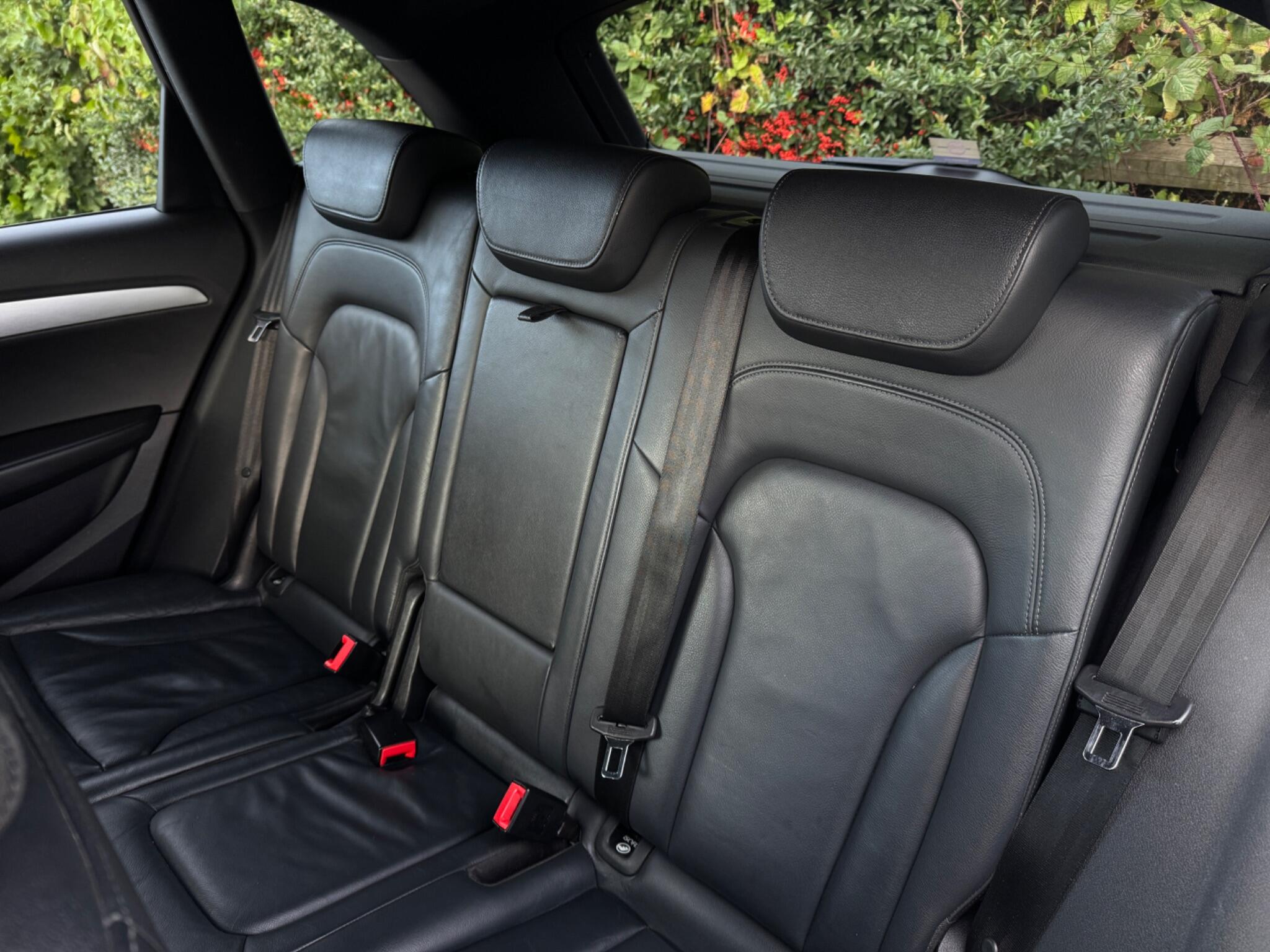 Audi Q5 view 20