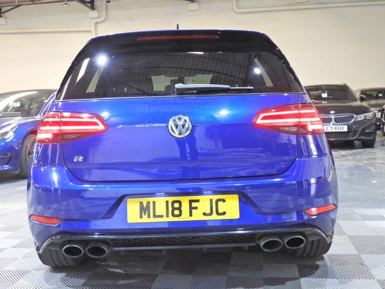 Volkswagen Golf view 19