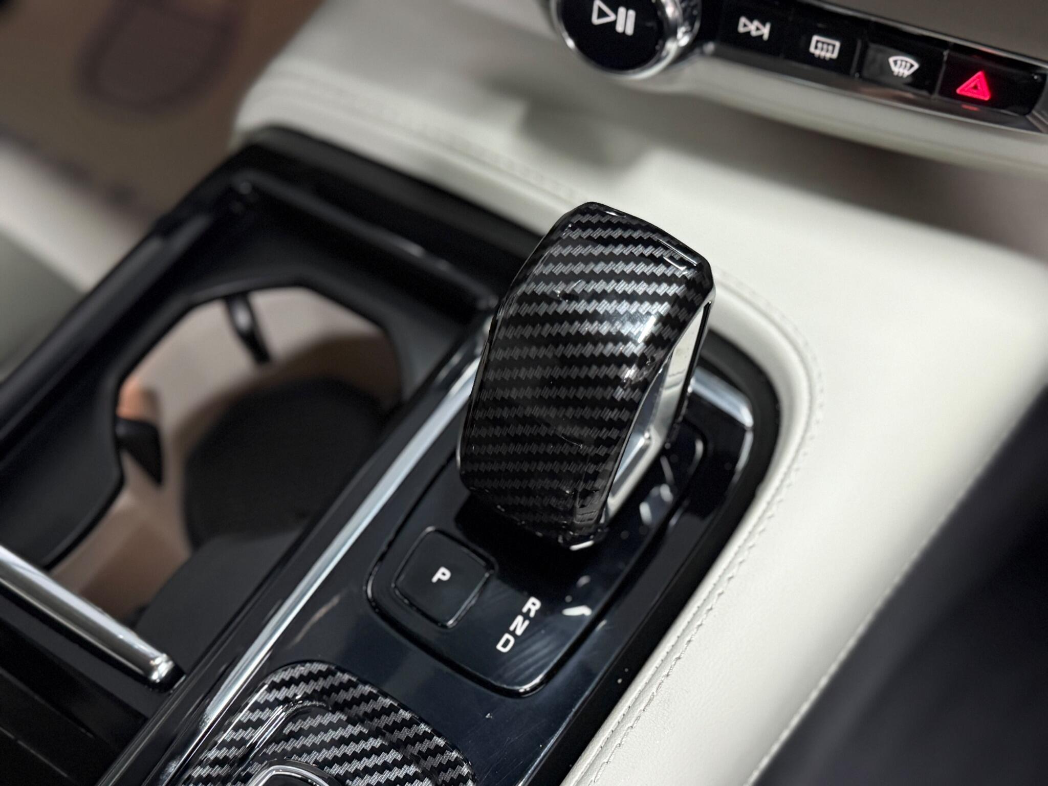 Volvo S90 view 19