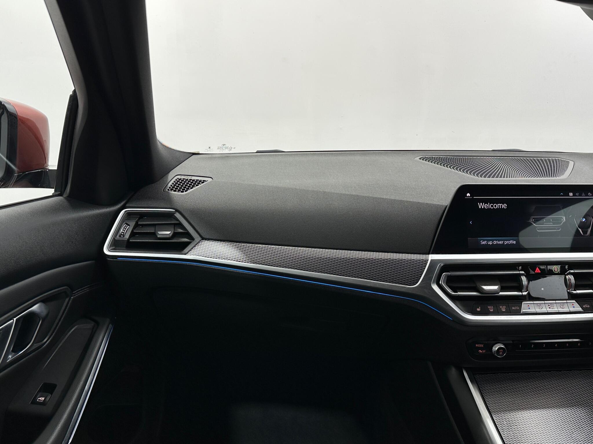 BMW 3 Series view 31