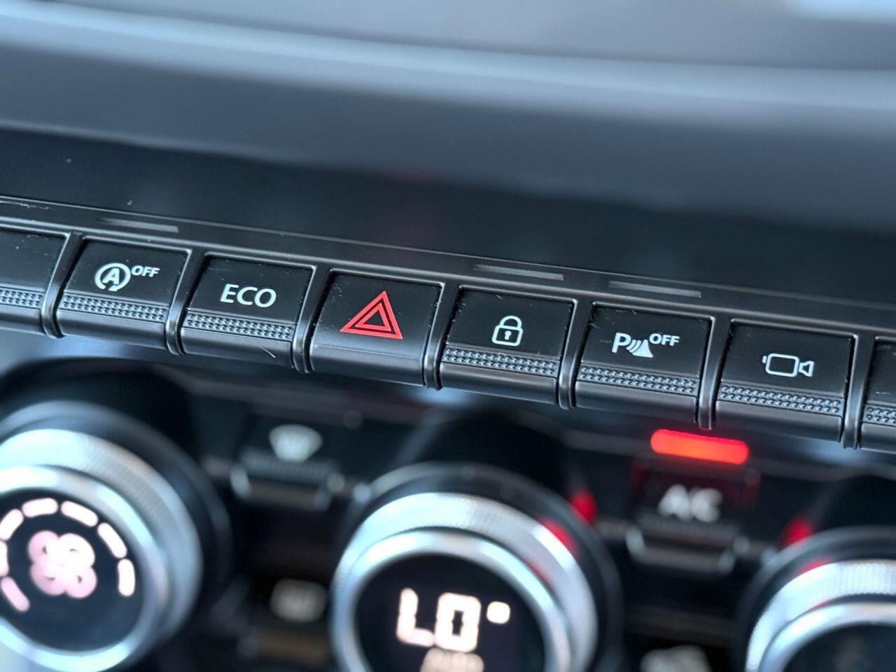 Dacia Duster view 27