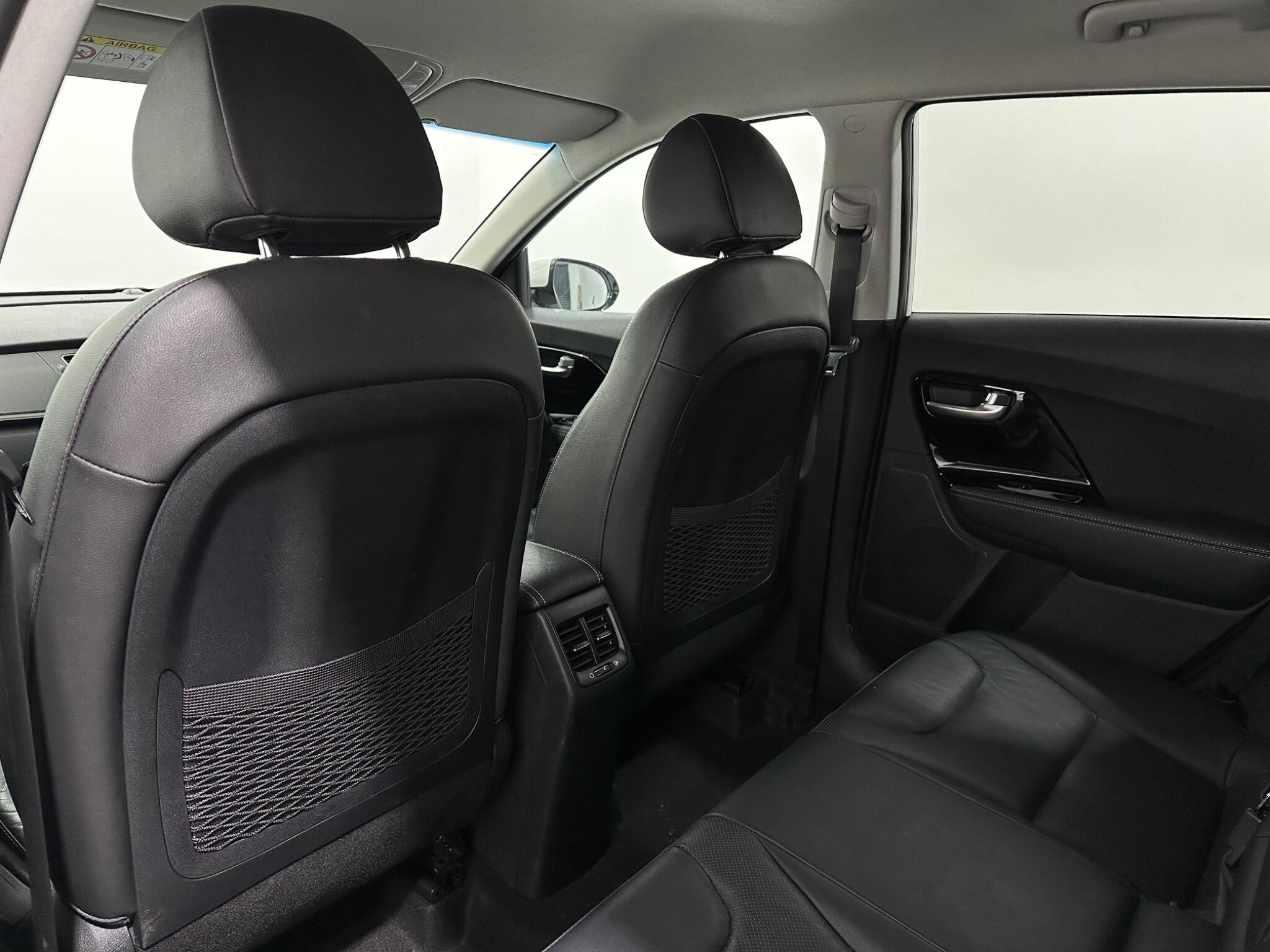 Kia Niro view 38