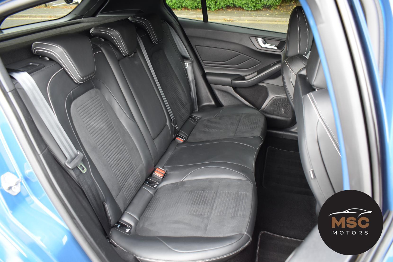 Ford Focus view 41