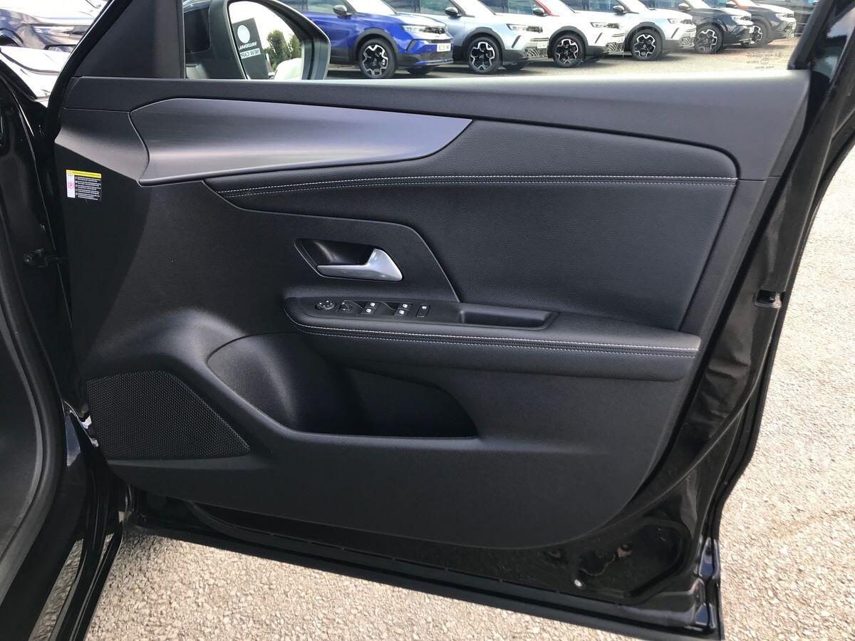 Vauxhall Mokka view 16