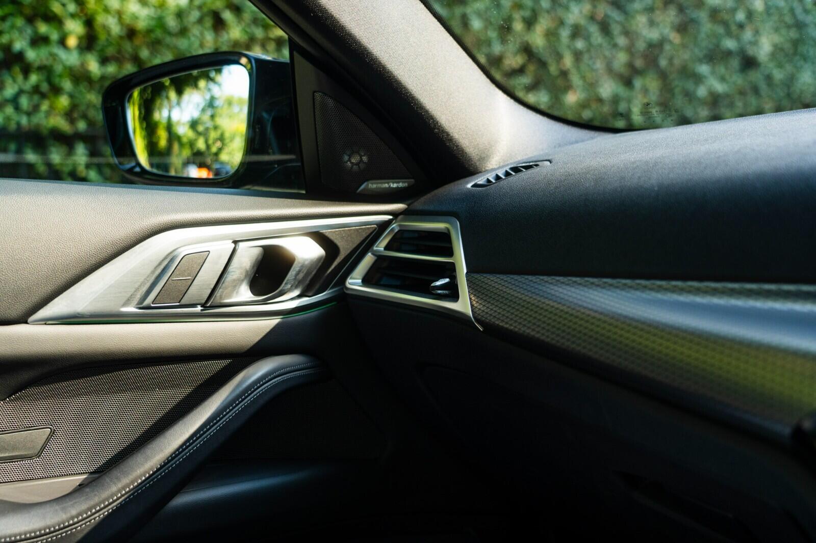 BMW M4 view 37
