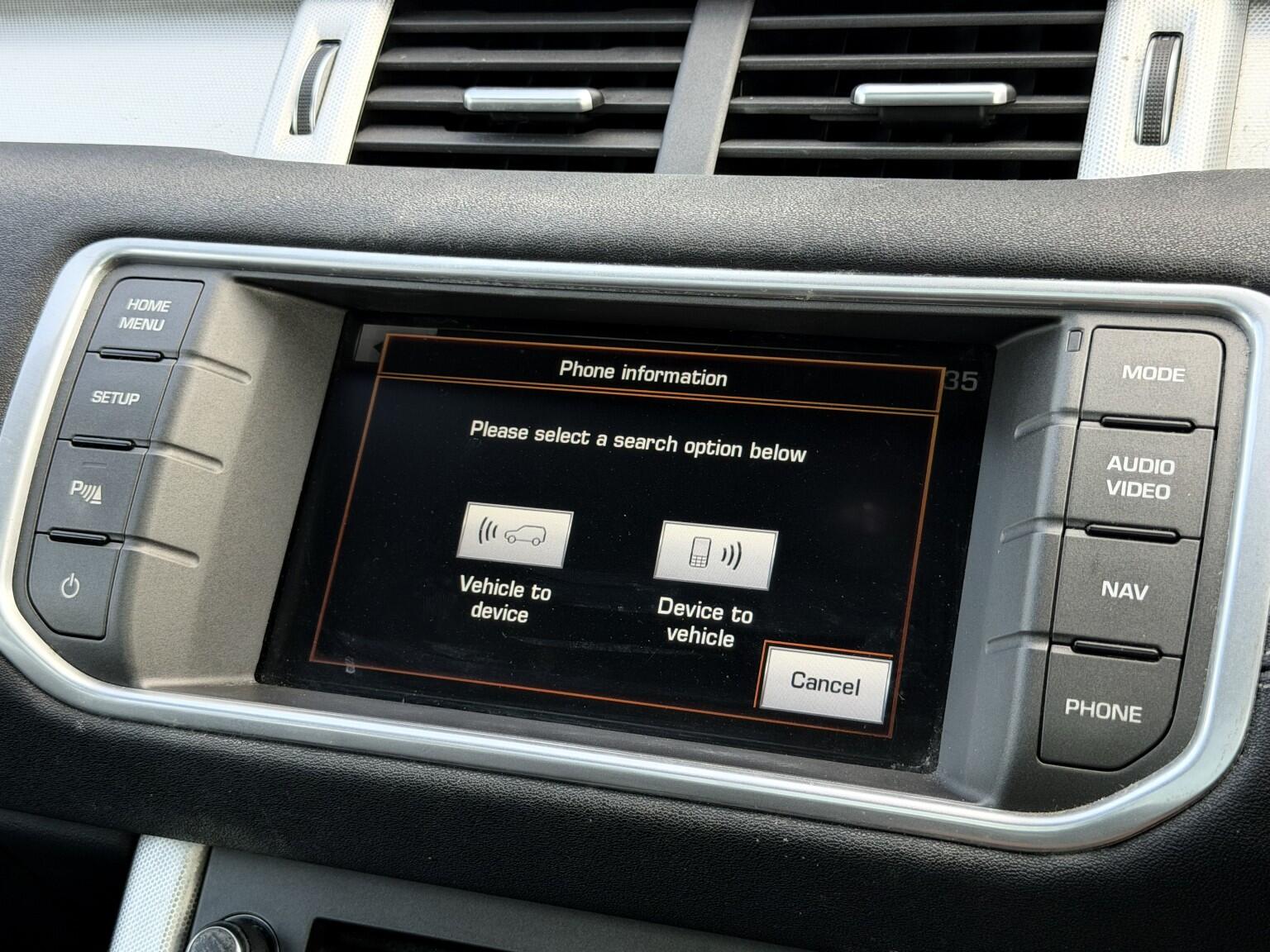 Land Rover Range Rover Evoque view 20