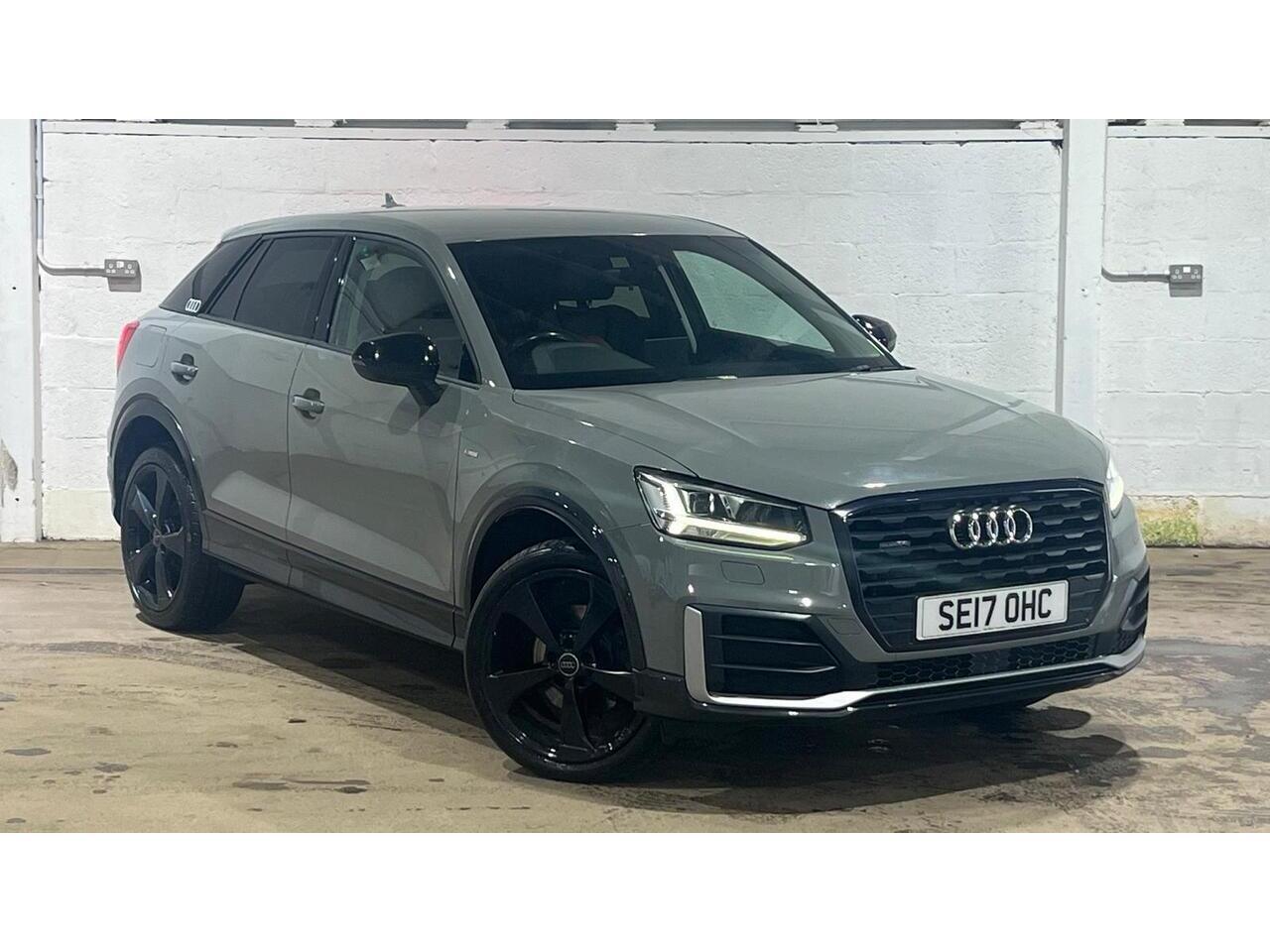 Audi Q2 view 32