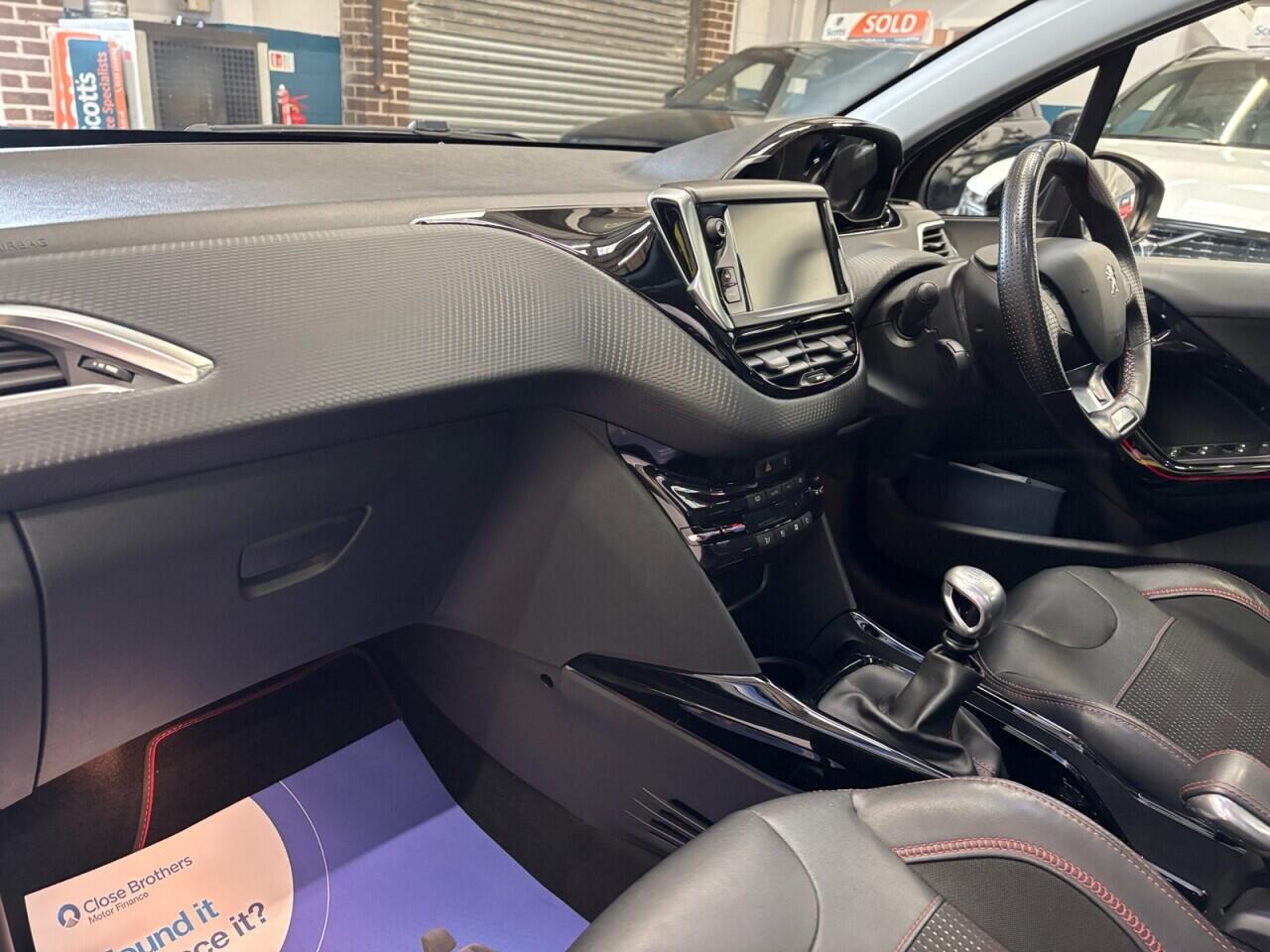Peugeot 2008 view 23
