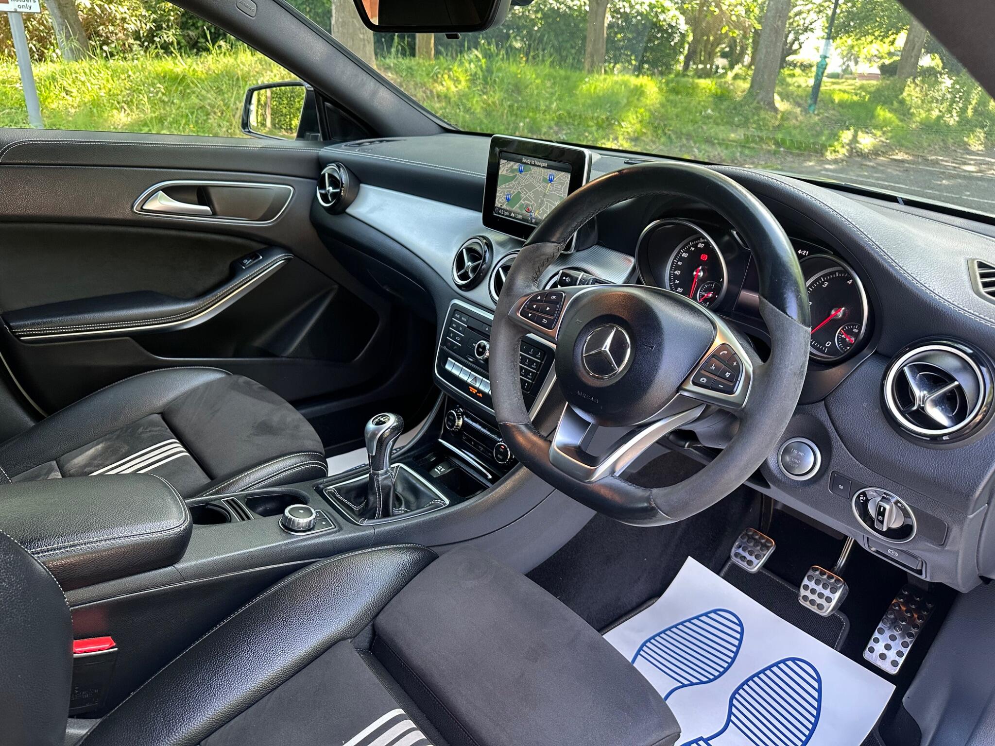 Mercedes-Benz CLA view 2
