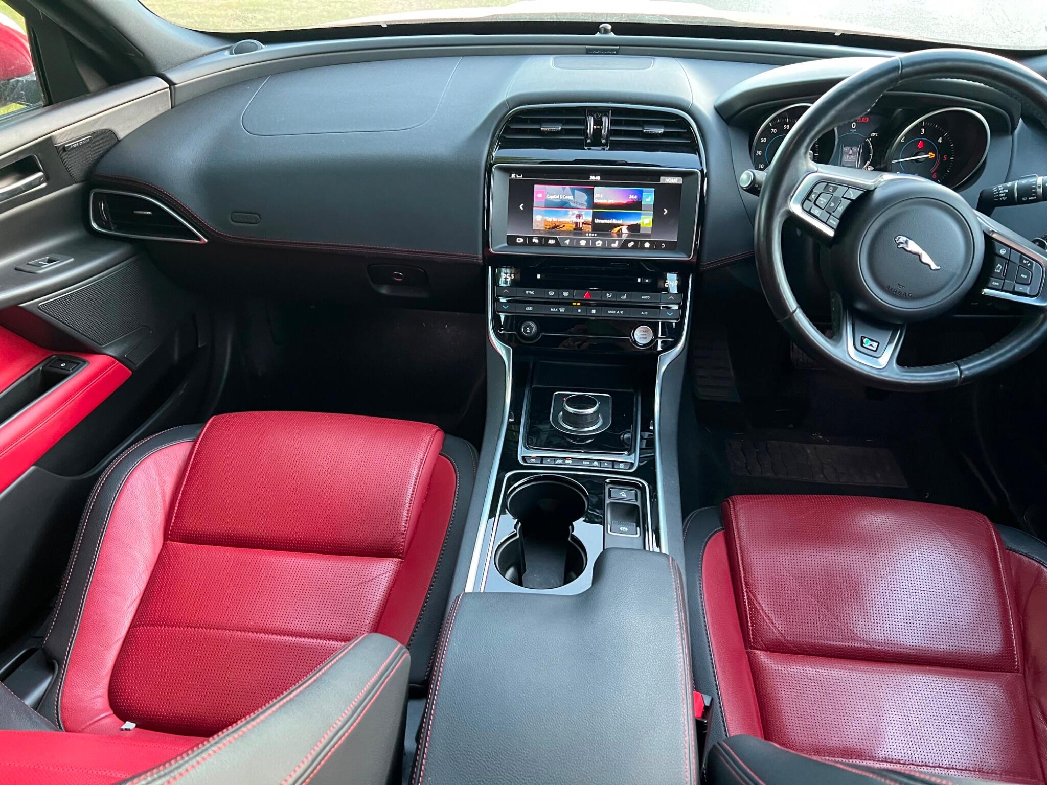 Jaguar Xe view 6
