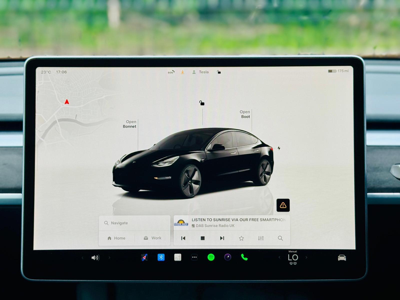 Tesla Model 3 view 22