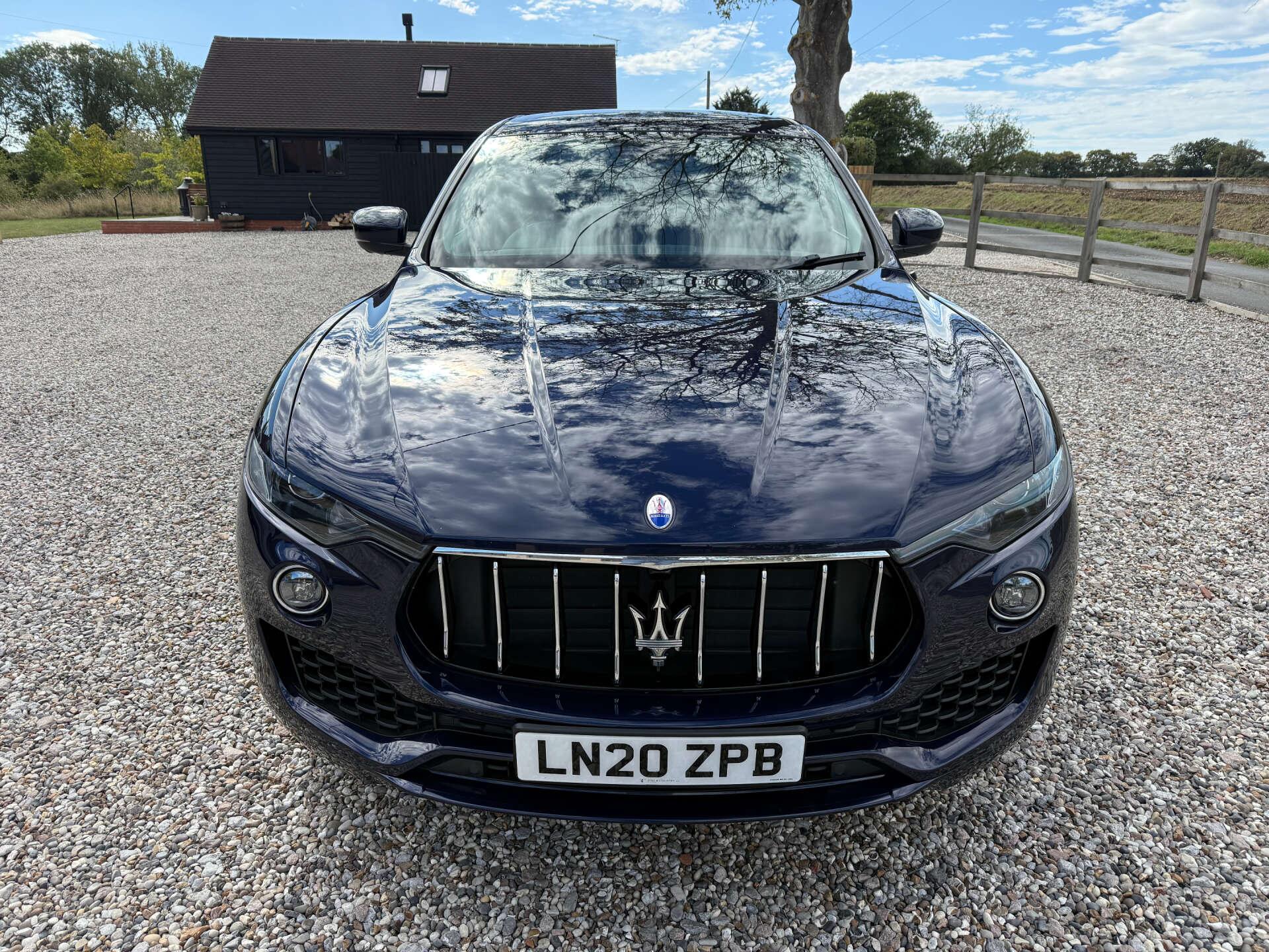 Maserati Levante view 7