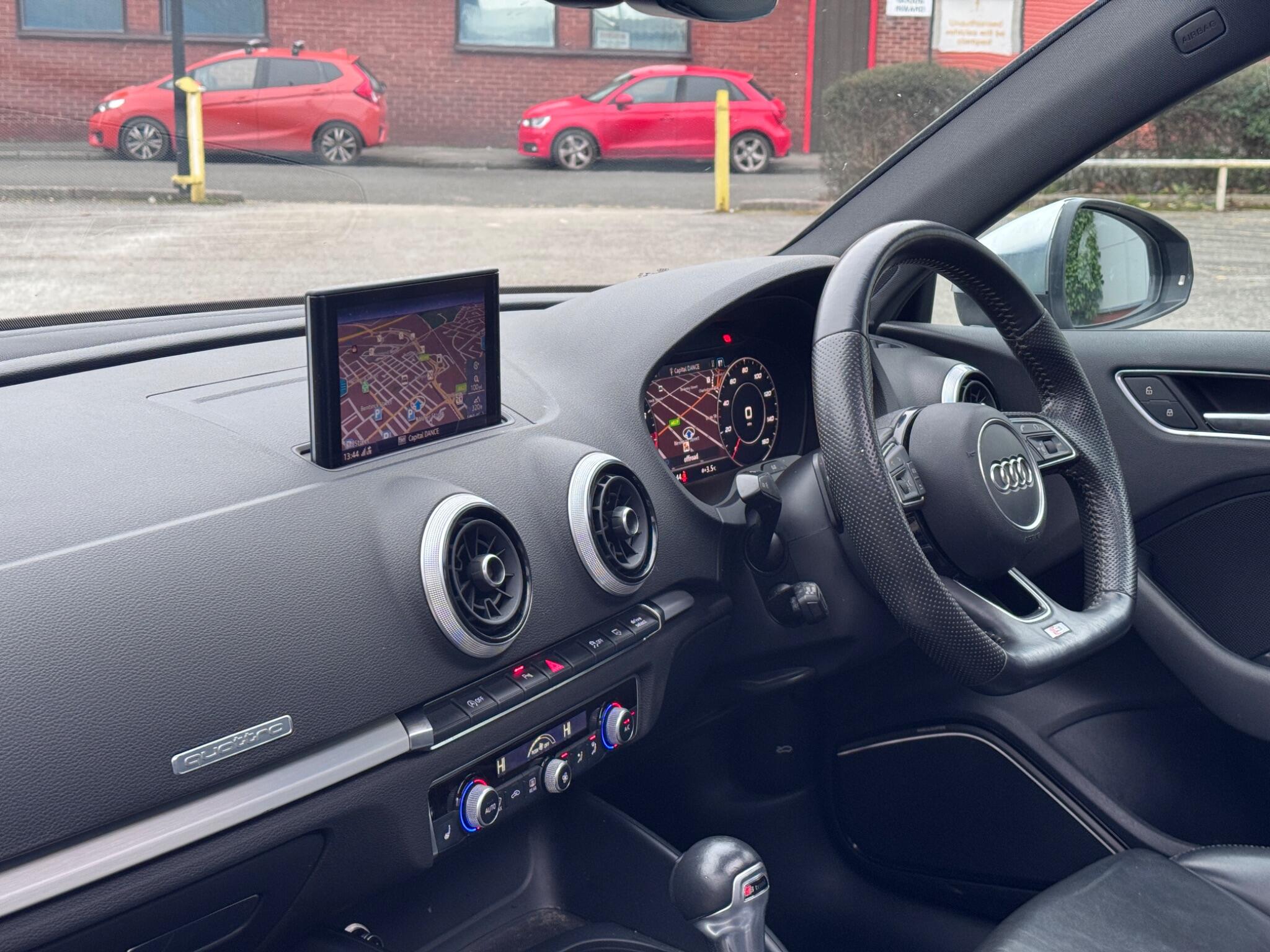 Audi S3 view 20
