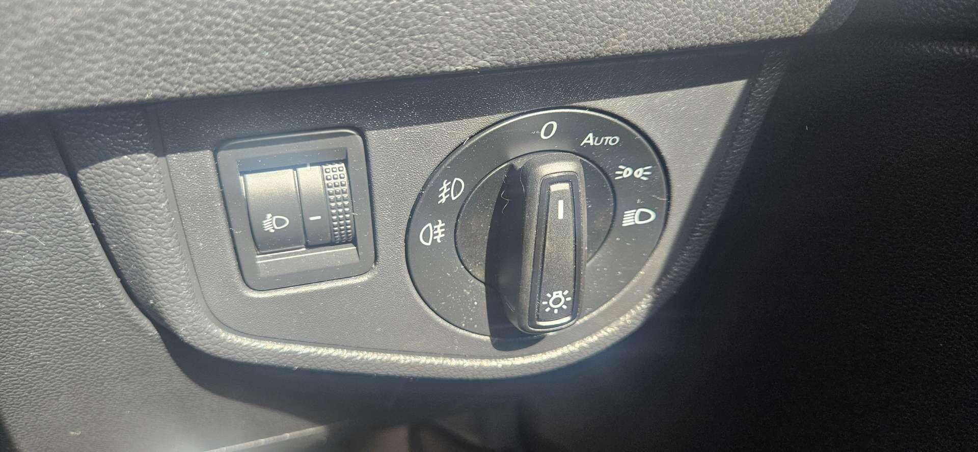 Volkswagen Polo view 20