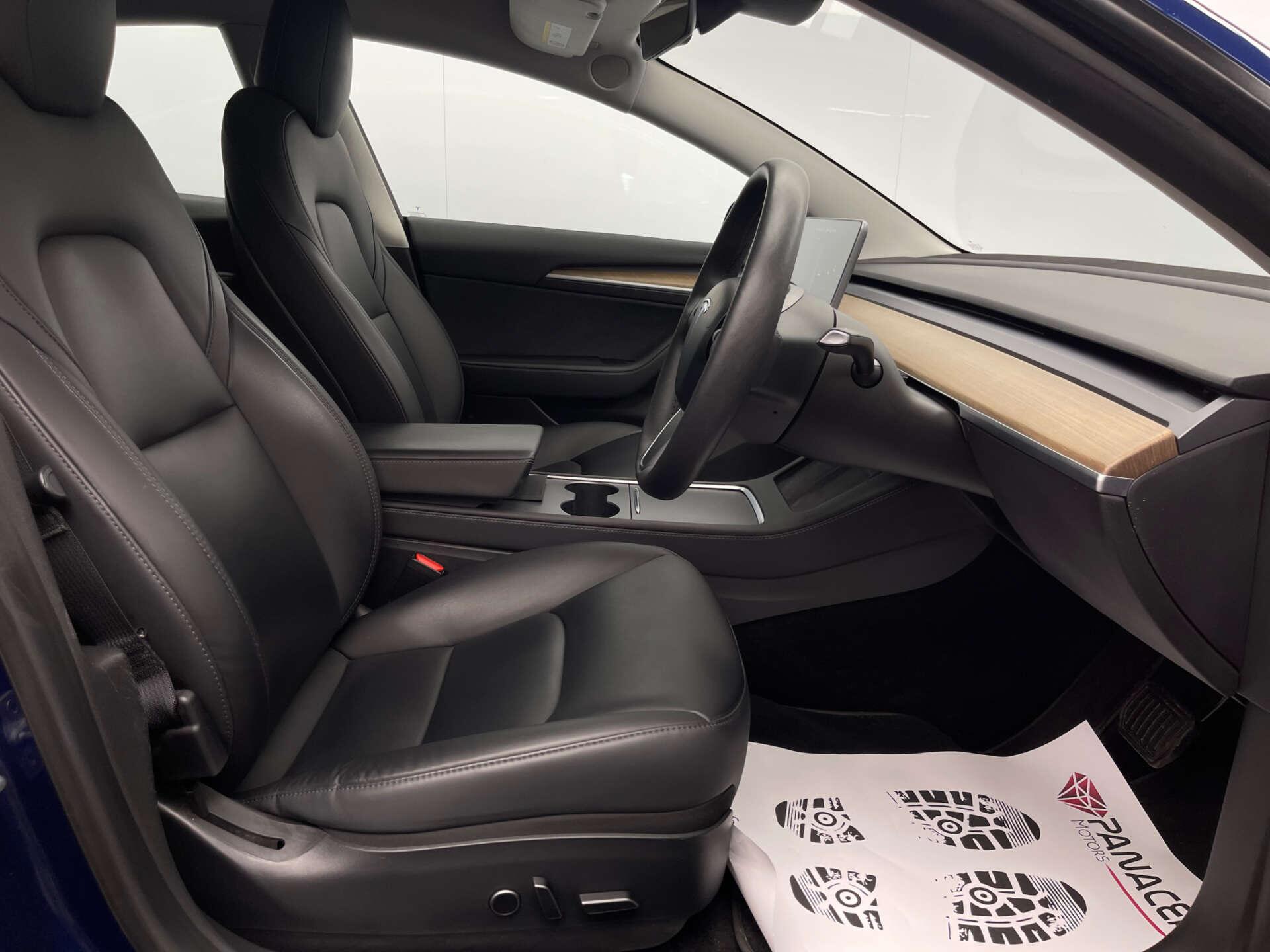 Tesla Model 3 view 12