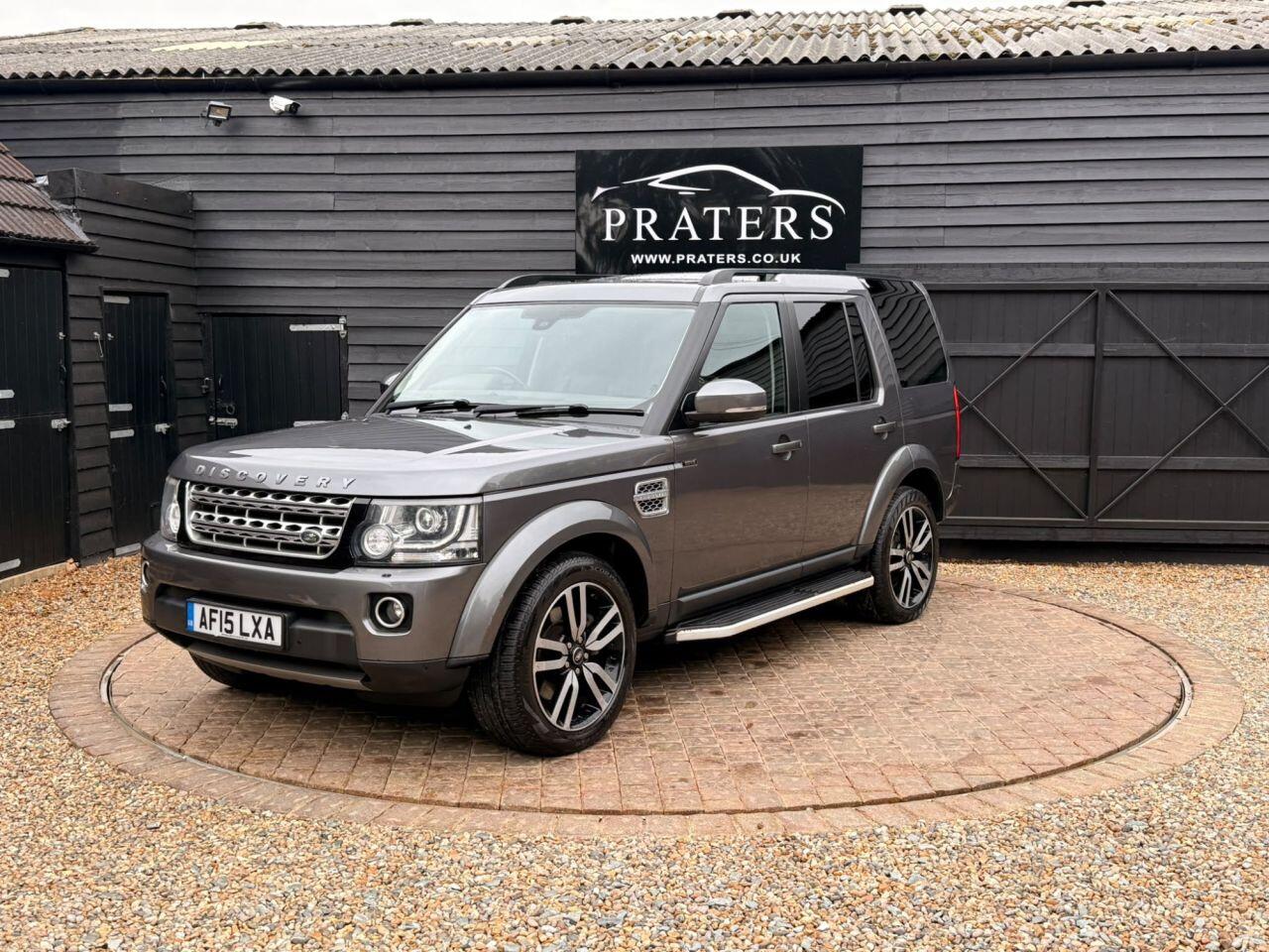 Land Rover Discovery 4 view 2