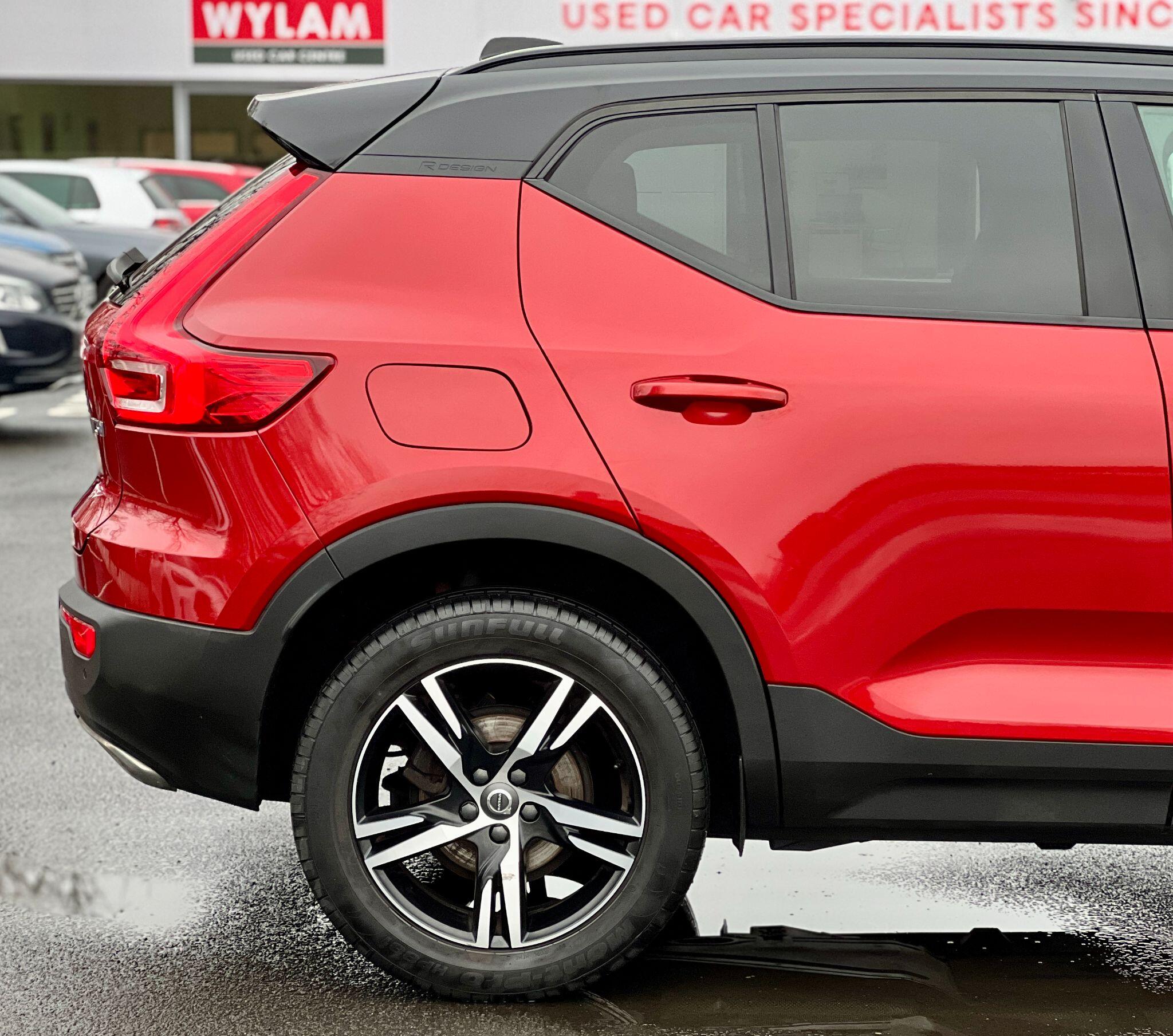 Volvo XC40 view 28