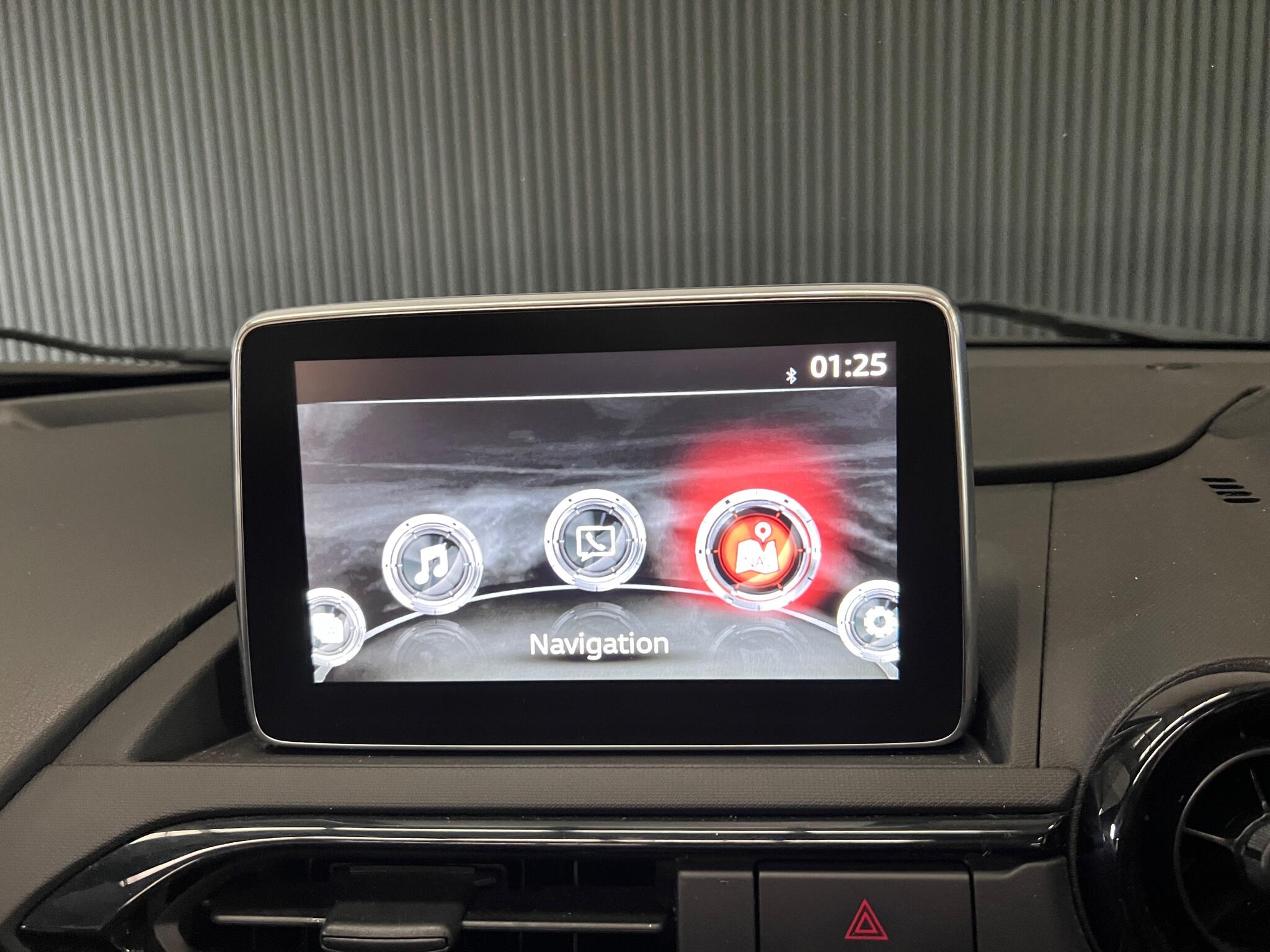 Mazda MX-5 view 27