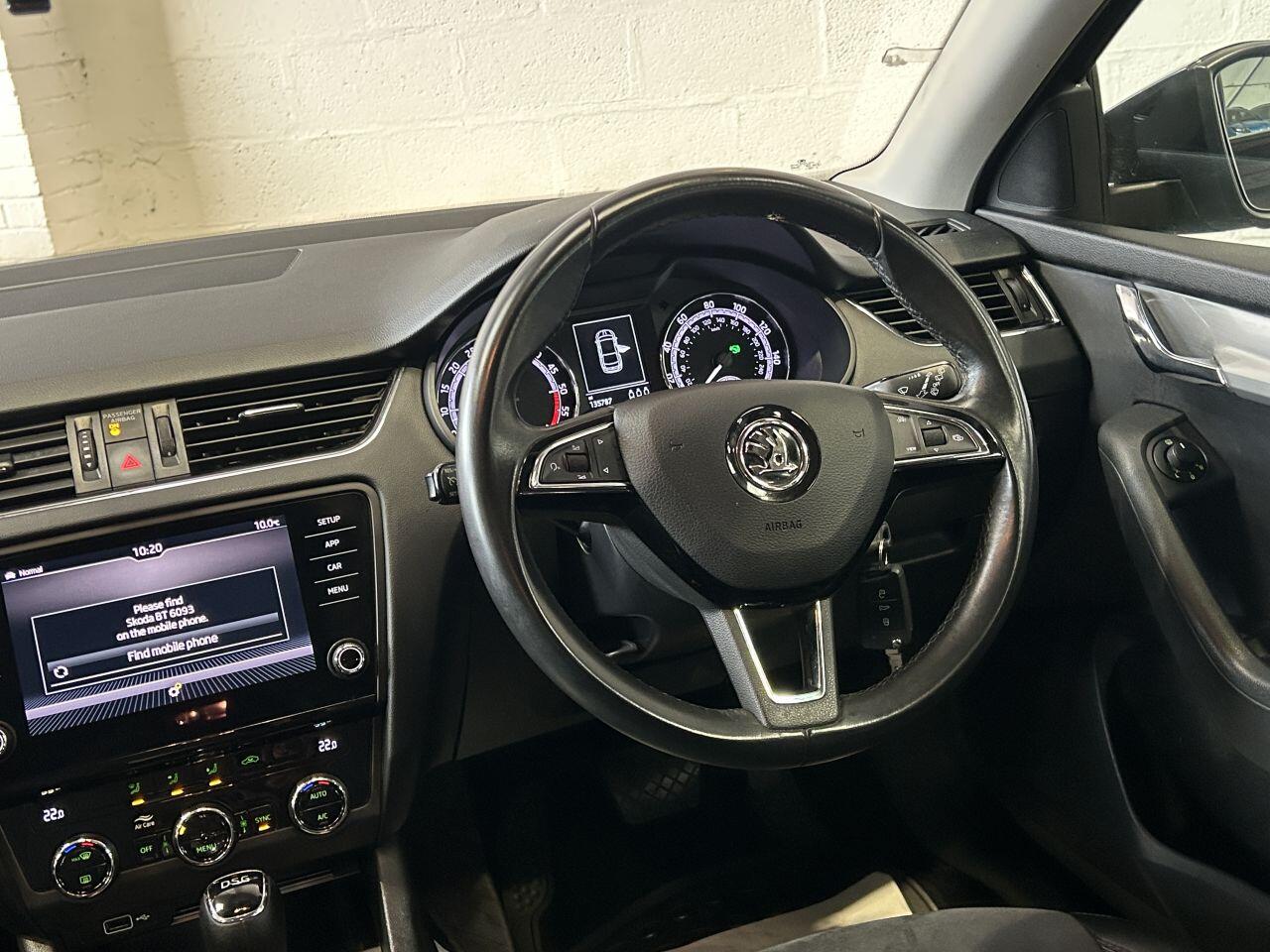 Skoda Octavia view 34