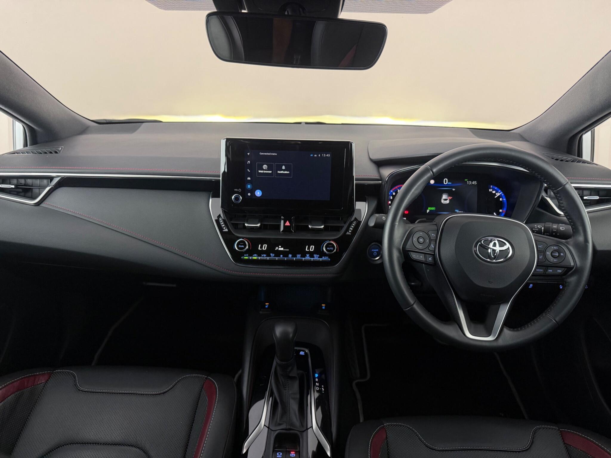 Toyota Corolla view 13