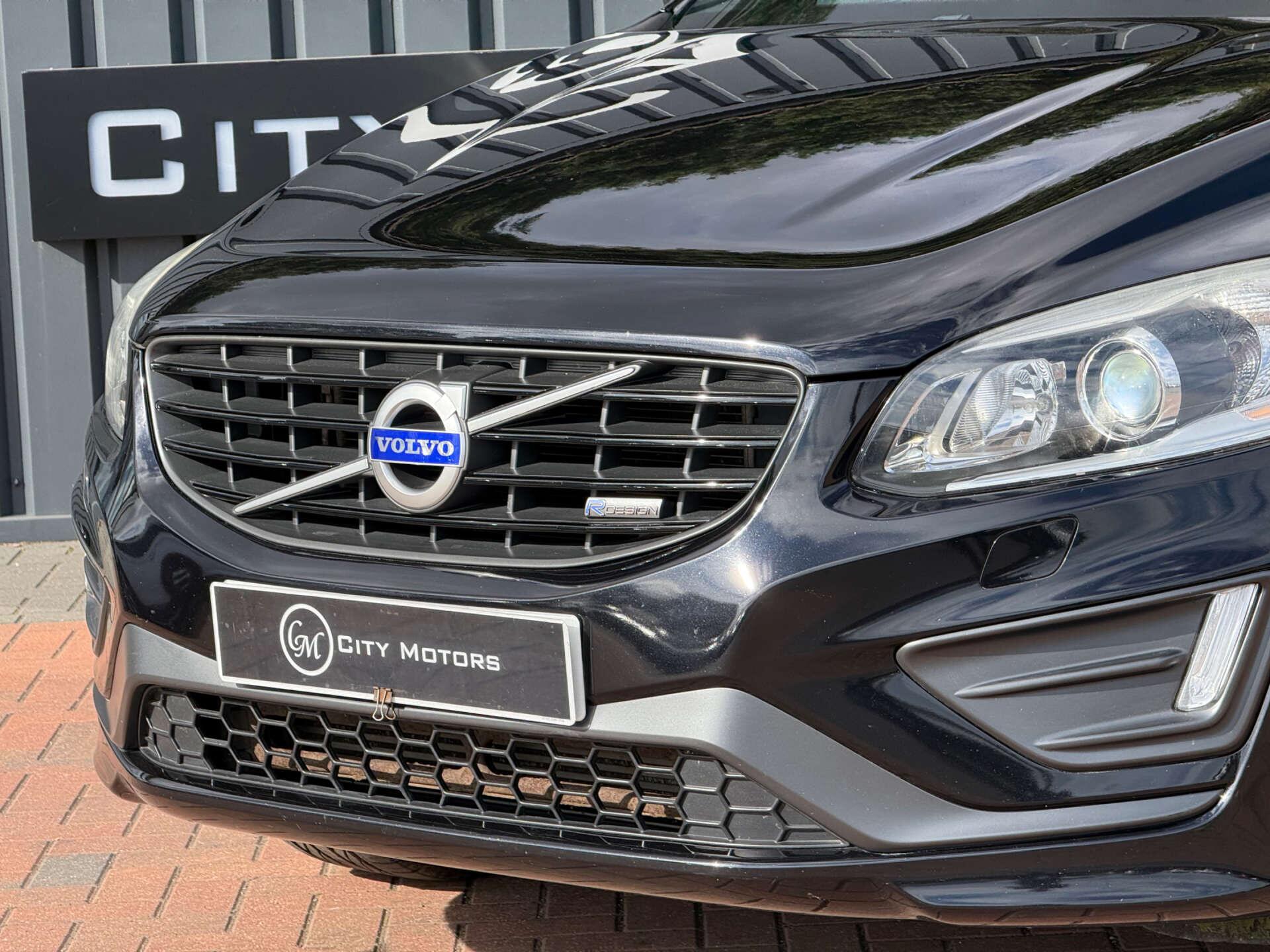 Volvo XC60 view 4
