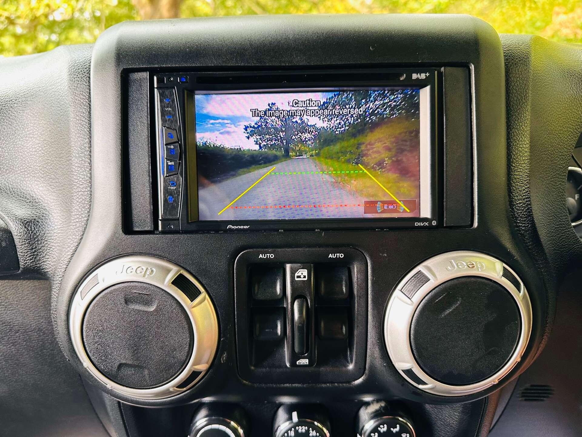 Jeep Wrangler view 19