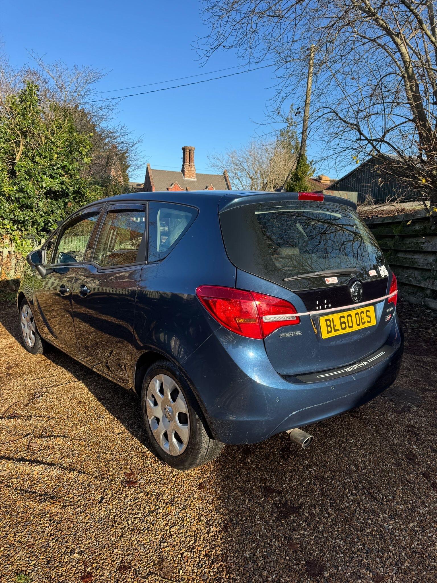 2011 Vauxhall Meriva 1.4T 16V Exclusiv Euro 5 5dr • 70,000 miles image 3