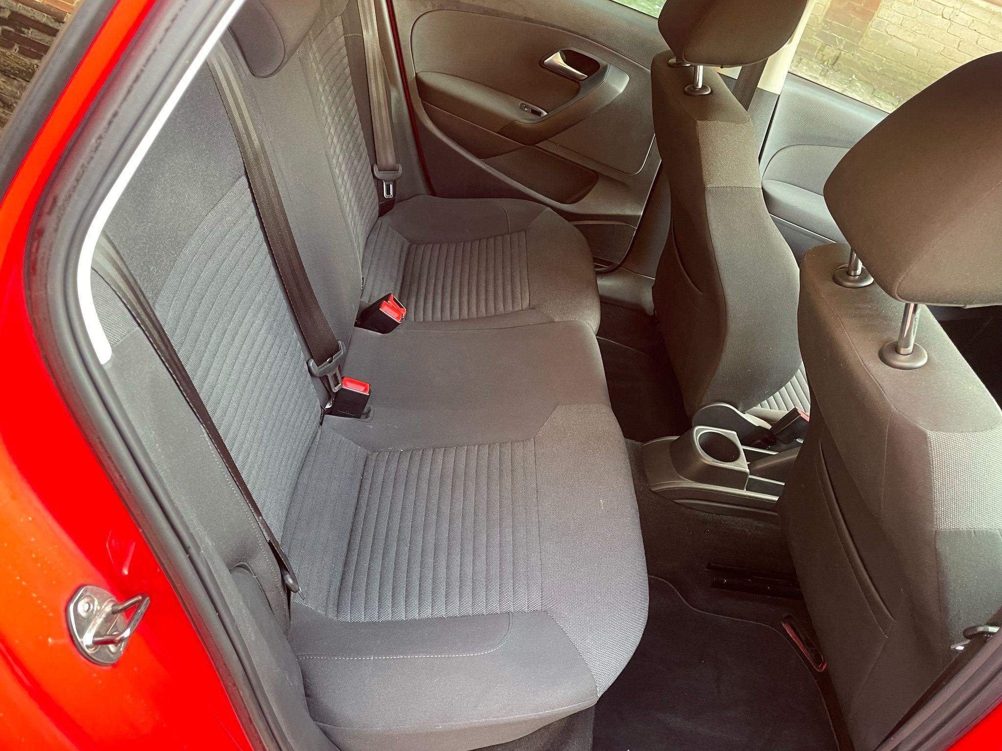 Volkswagen Polo view 16