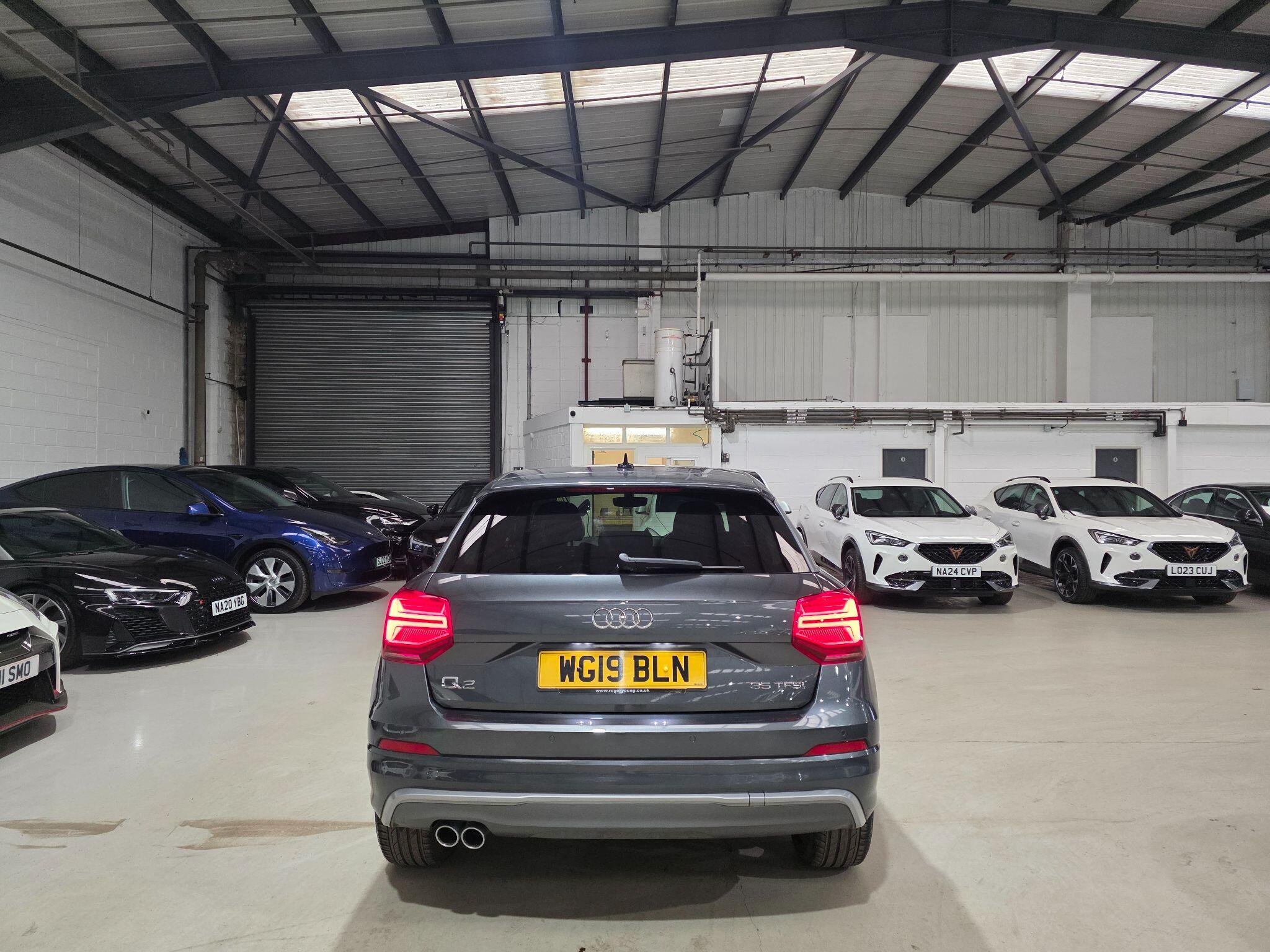 Audi Q2 view 4