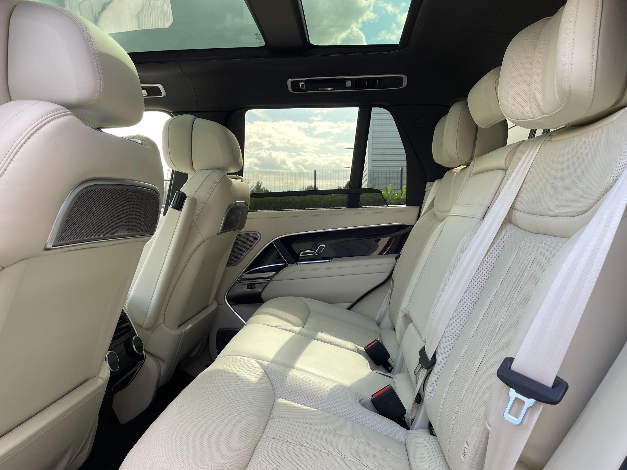 Land Rover Range Rover view 13