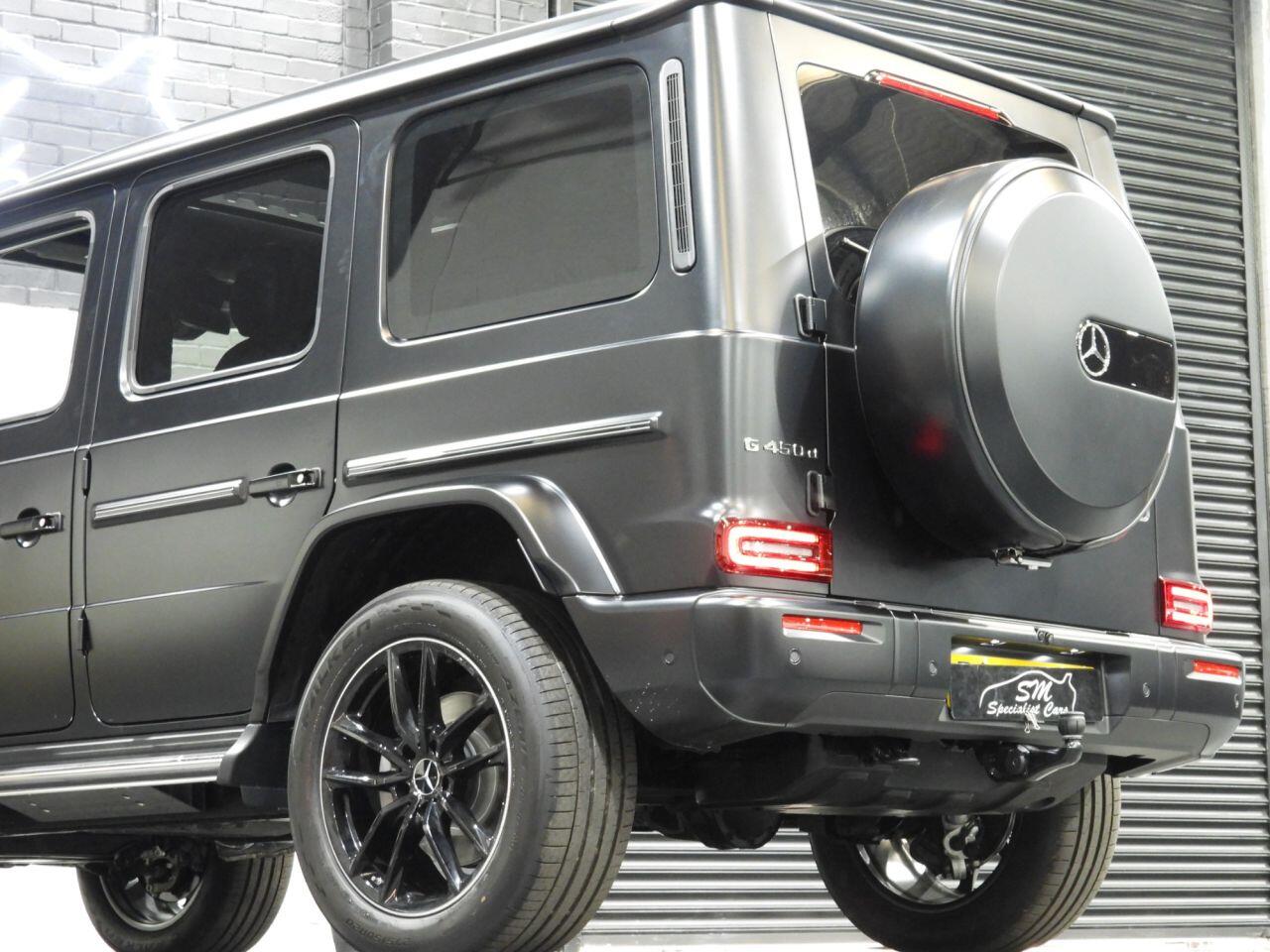 Mercedes-Benz G Class view 3