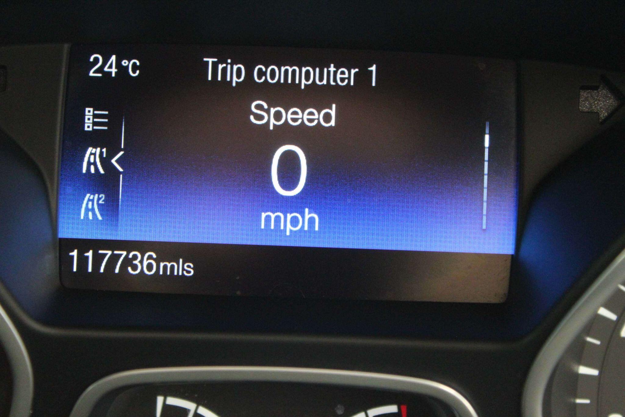 Ford Focus view 29