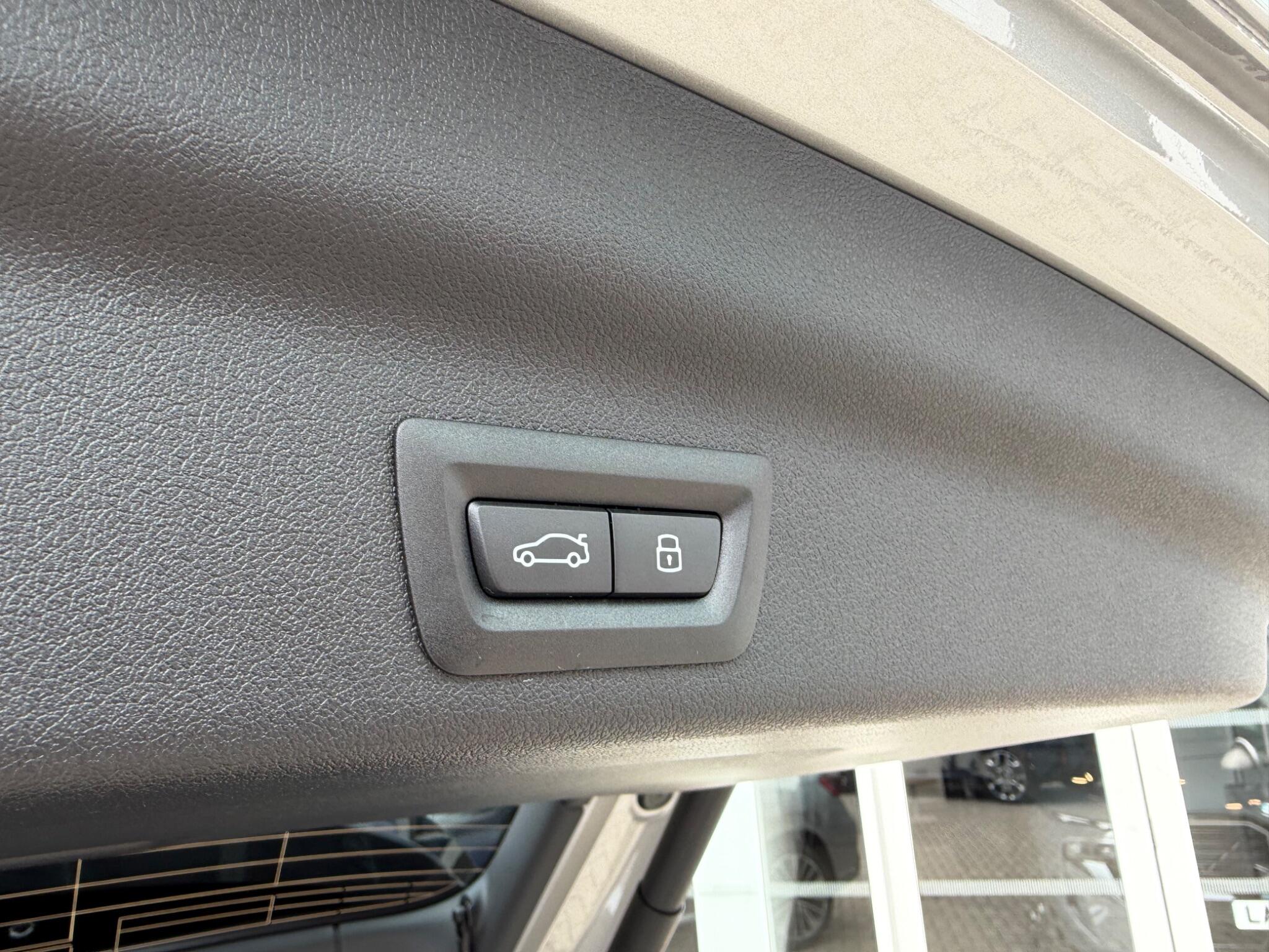 BMW X1 view 32