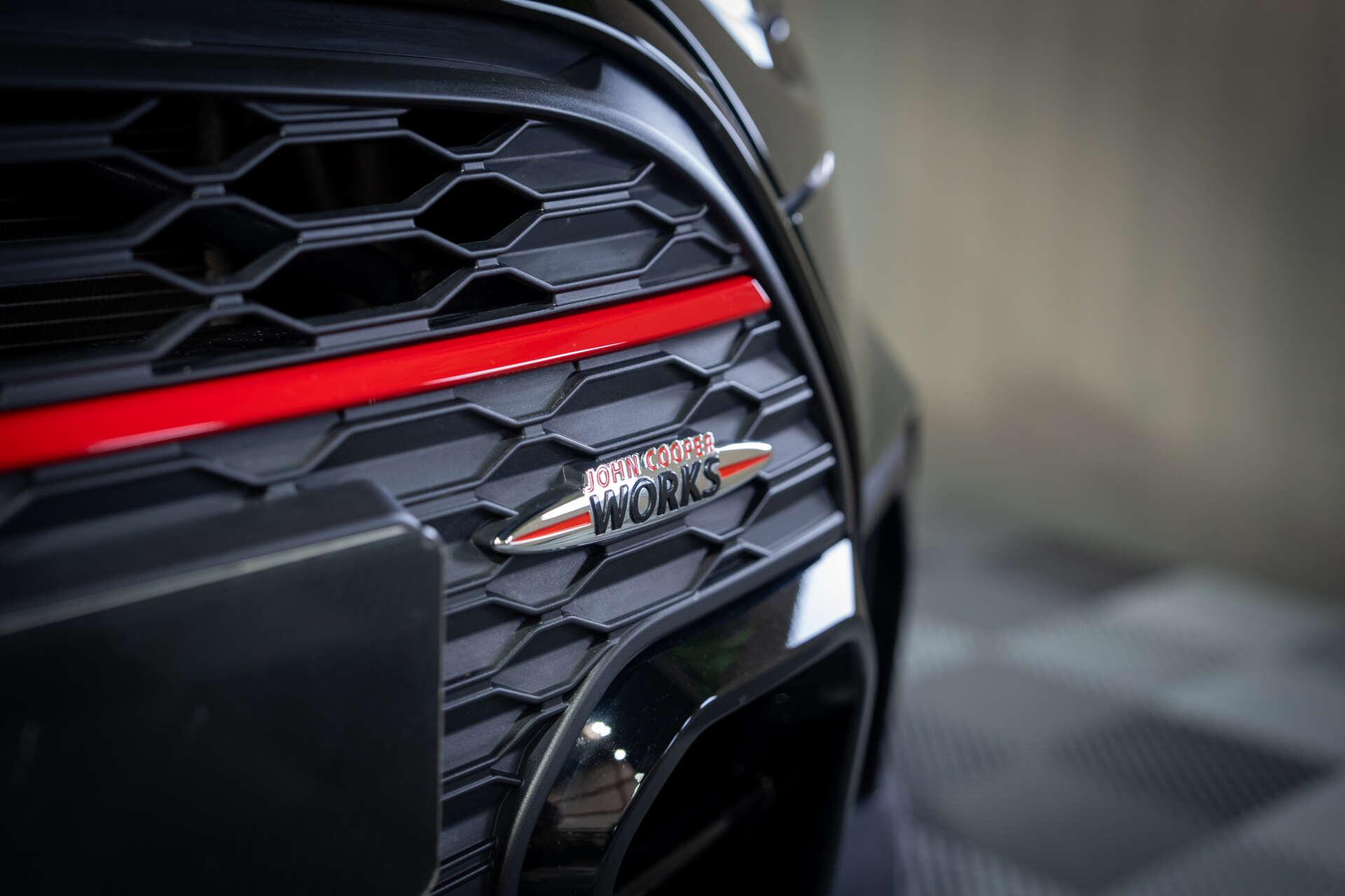 Mini Cooper view 21