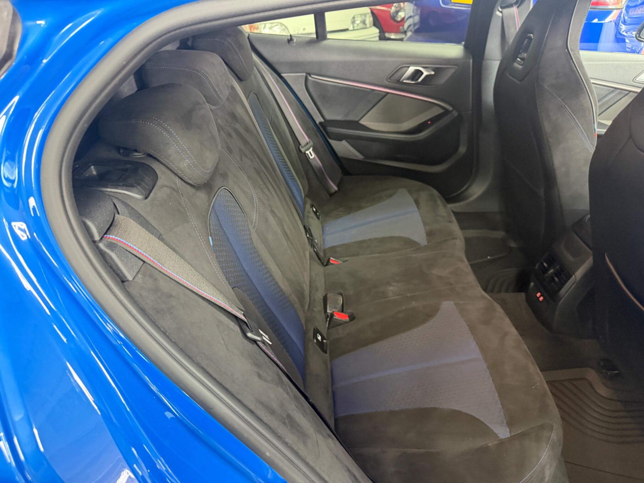 BMW 1 Series view 52