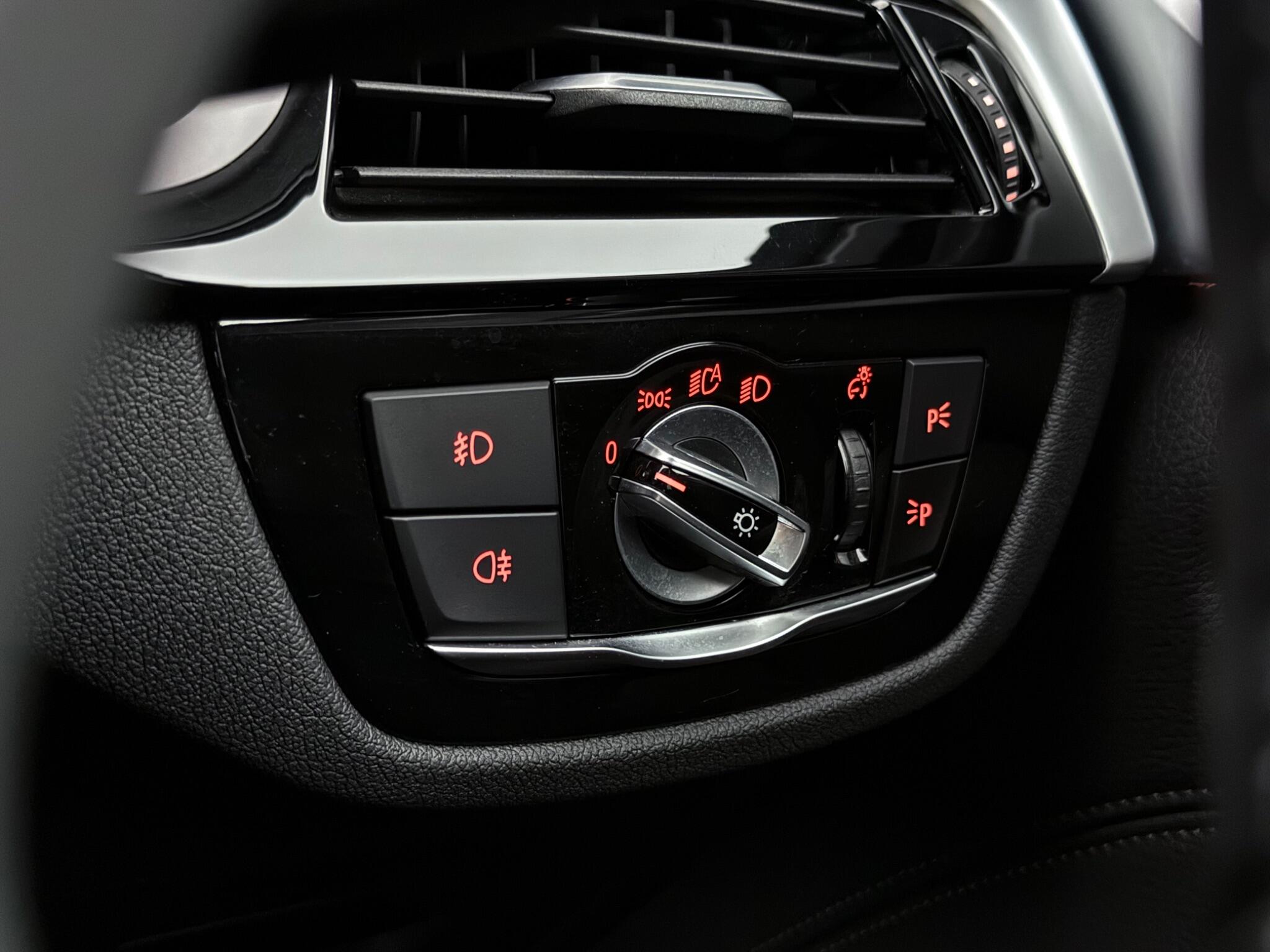 BMW 5 Series view 22