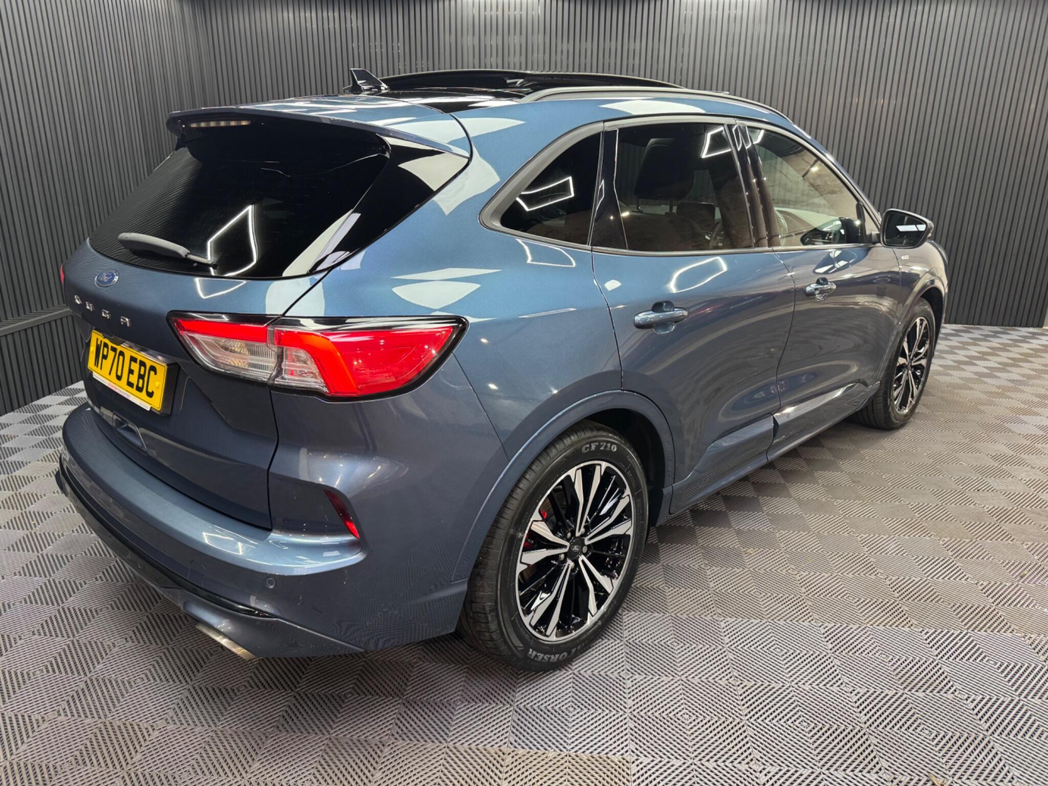 Ford Kuga view 8