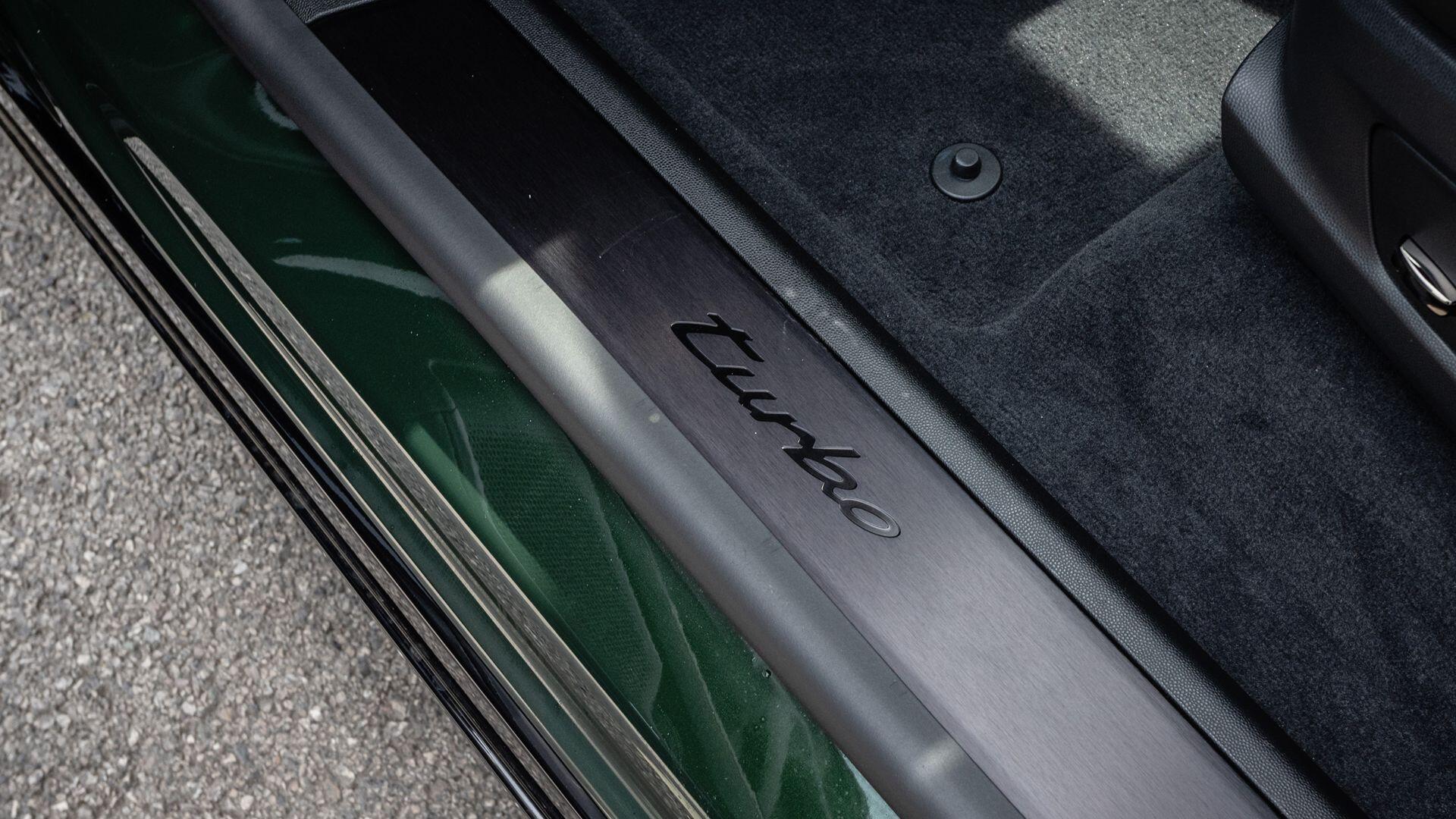 Porsche Cayenne view 44