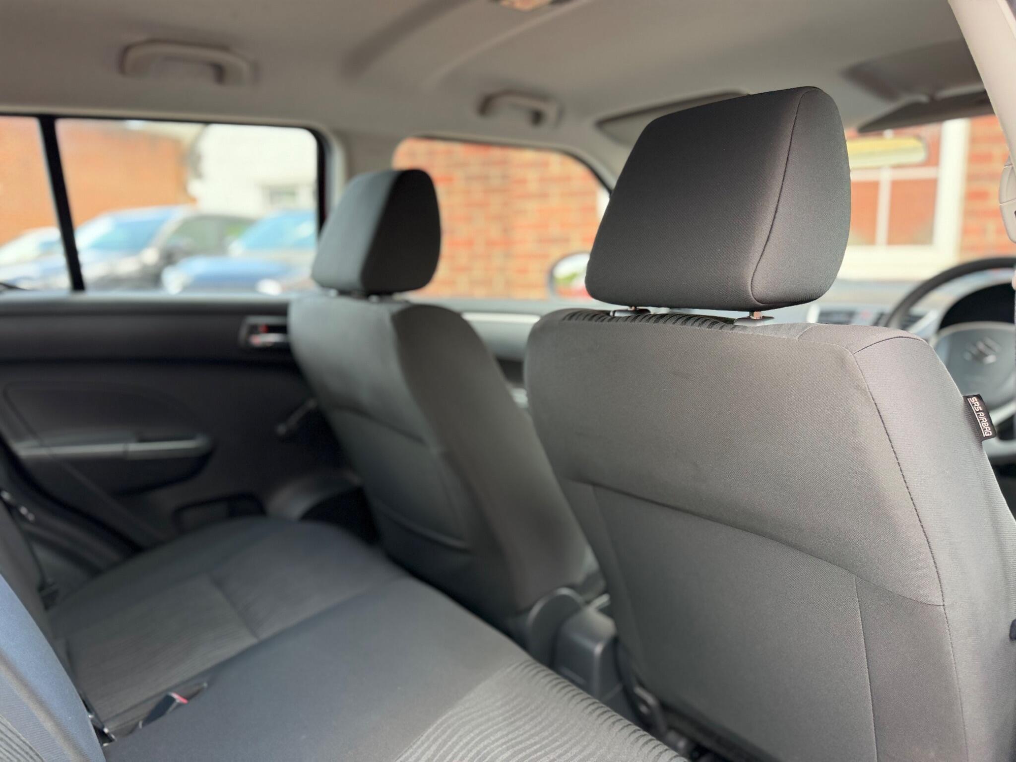 Suzuki Swift view 19