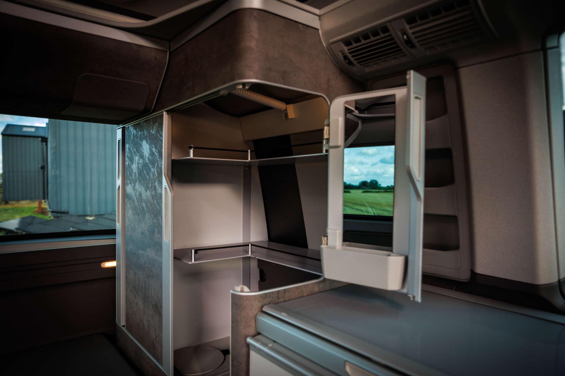 Volkswagen California view 29