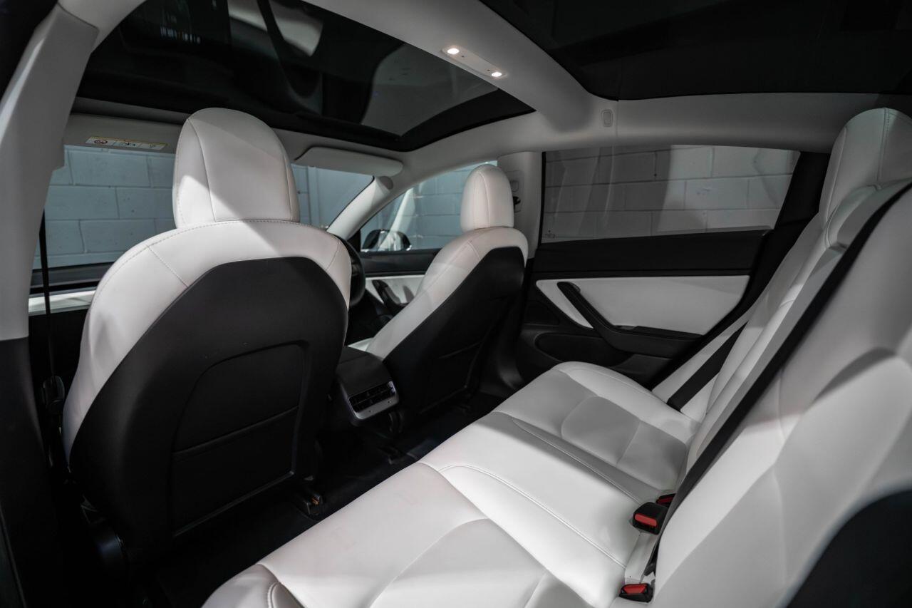 Tesla Model 3 view 19