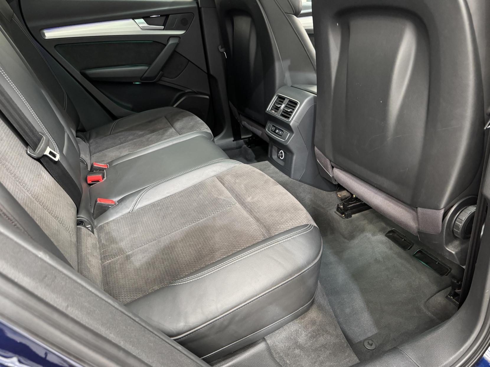 Audi Q5 view 51