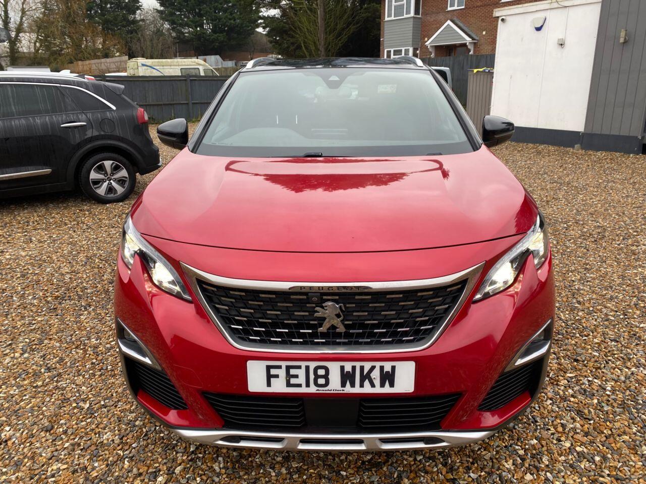 Peugeot 3008 view 3
