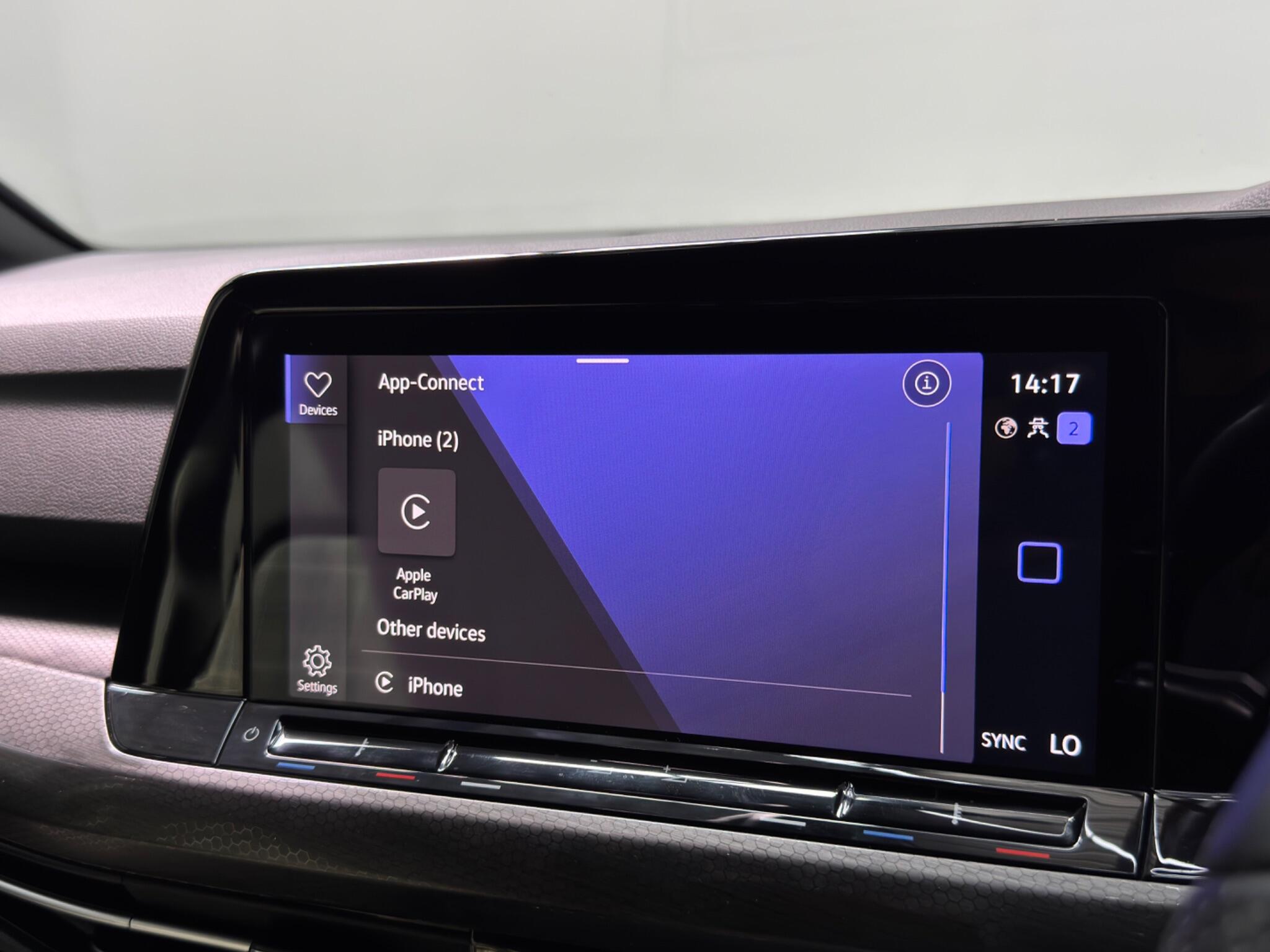 Volkswagen Golf view 20