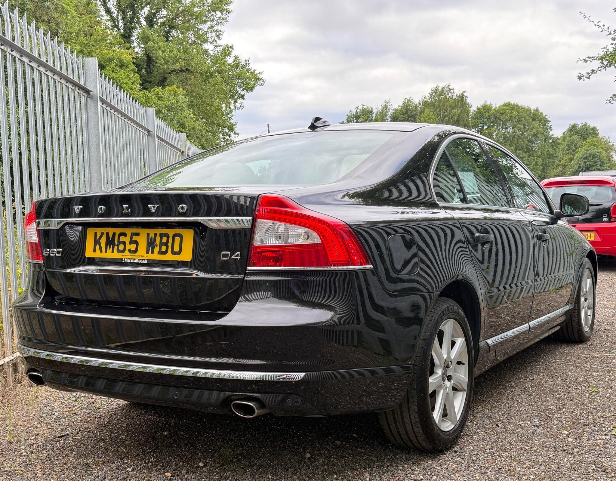 2015 Volvo S80 image 15